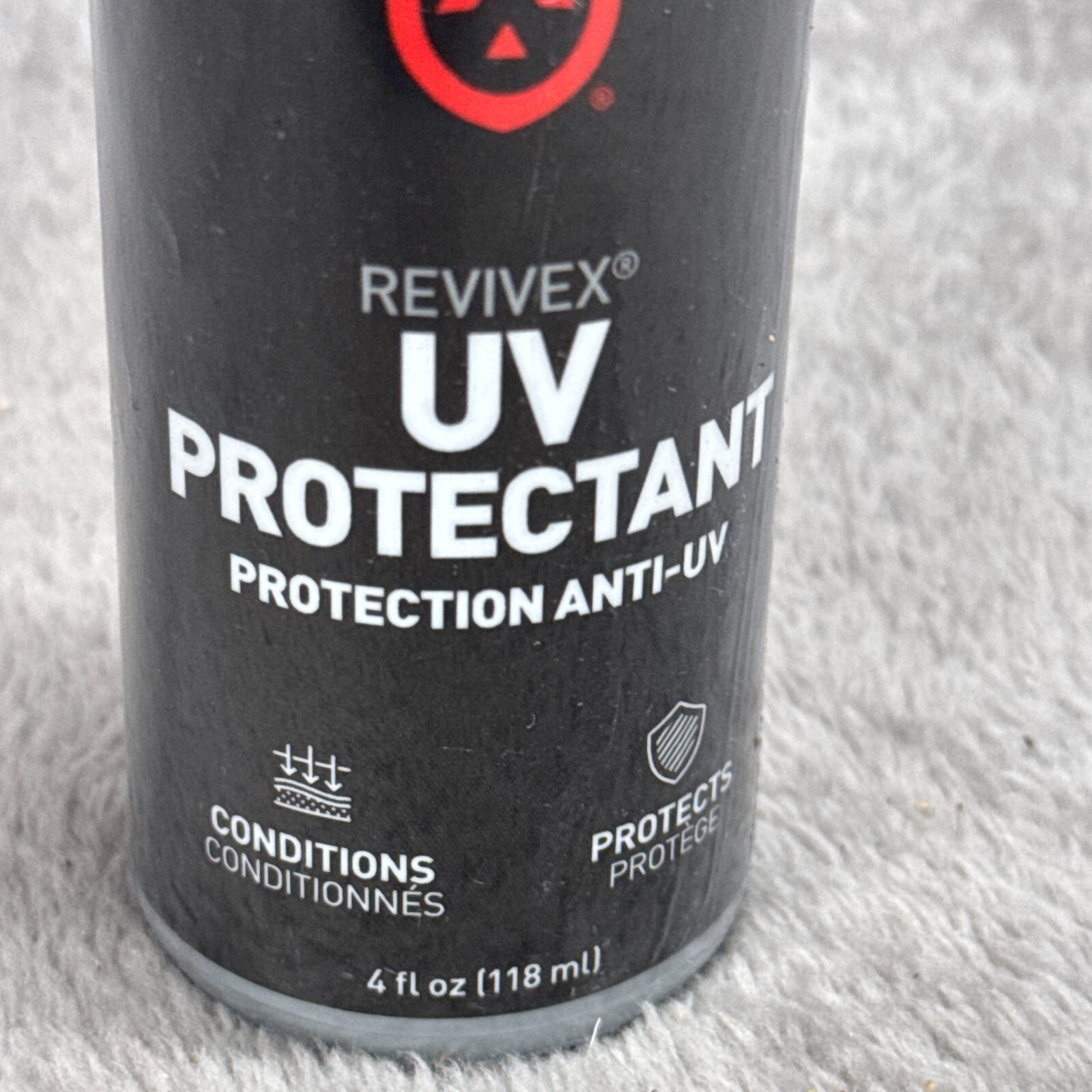 GEAR AID UV Protectant and Conditioner for Plastic Vinyl Rubber Nylon 4 fl oz