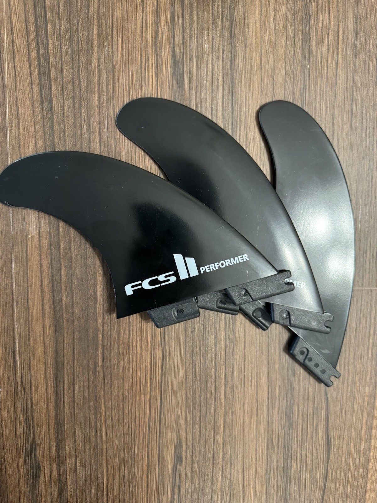 BRAND NEW FCS 2 II Performer Surfboard Fins Thruster Fin Set of 3 Fins – Black