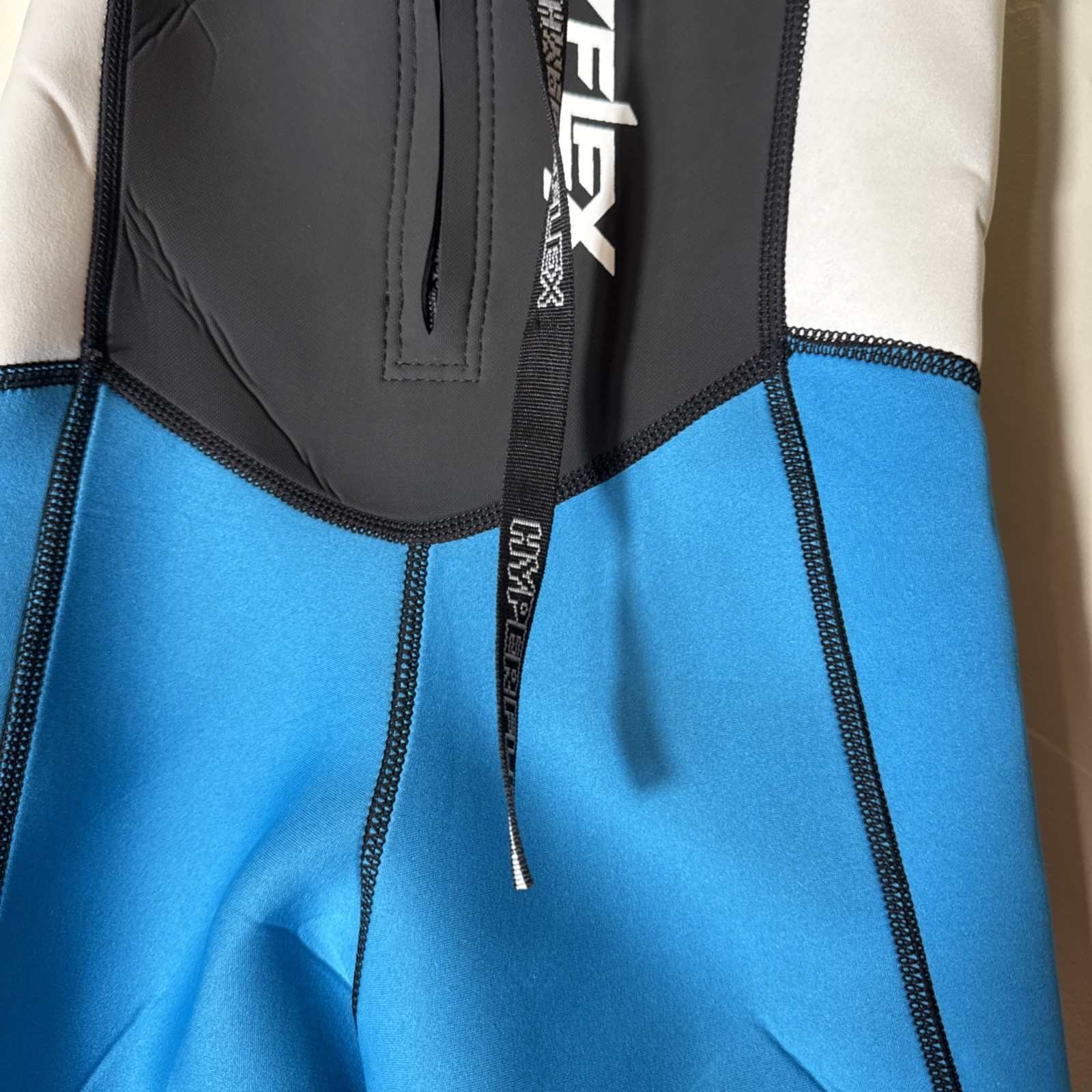 Hyperflex Size 6 Blue Wetsuit Boys Girls Kids Children Shorty Full Zip Black