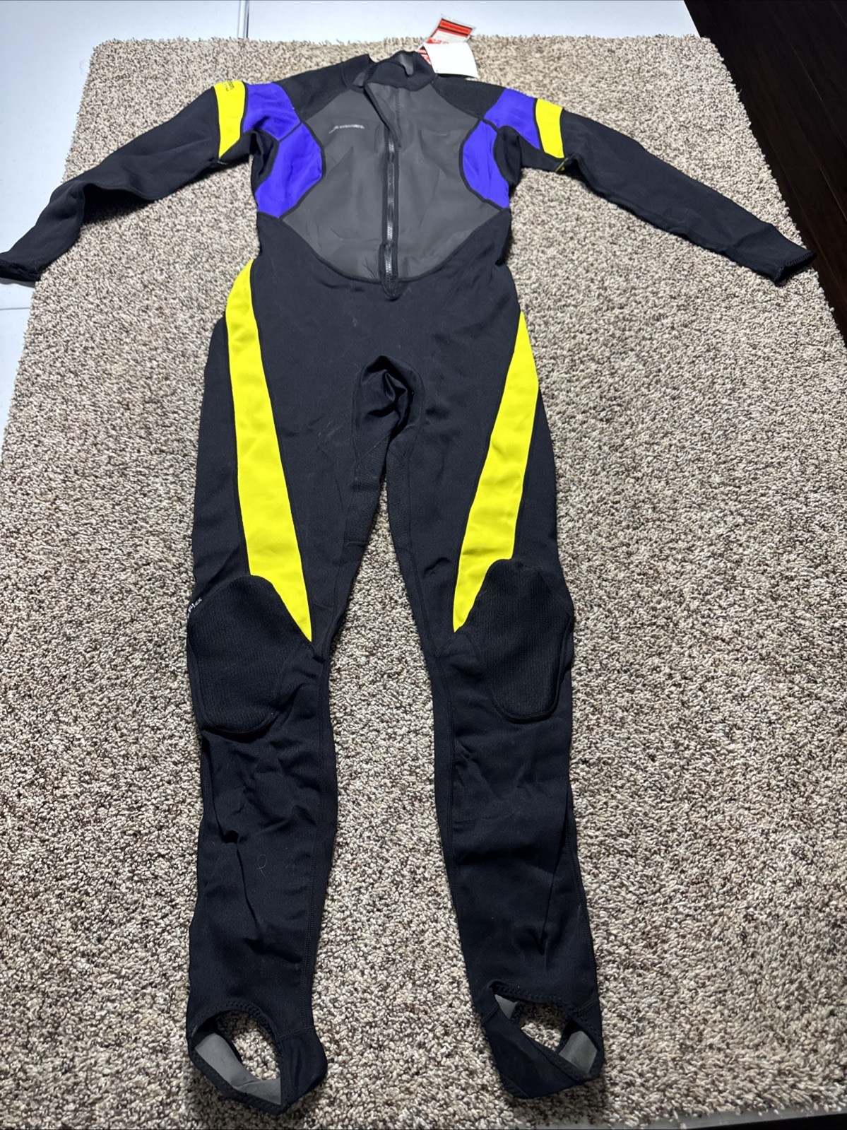 NWT XCEL Wetsuit Size 10 Xpedition Tri-density 0.5 1.0 1.5 Front Zip