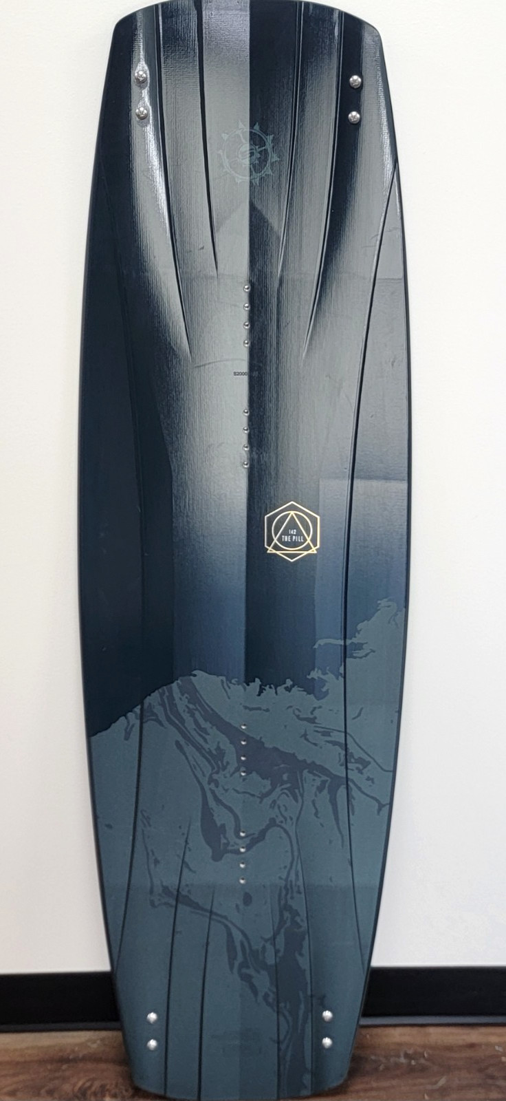 2020 SlingShot Pill 142 Wakeboard Excellent Condition (Pre-Owned)