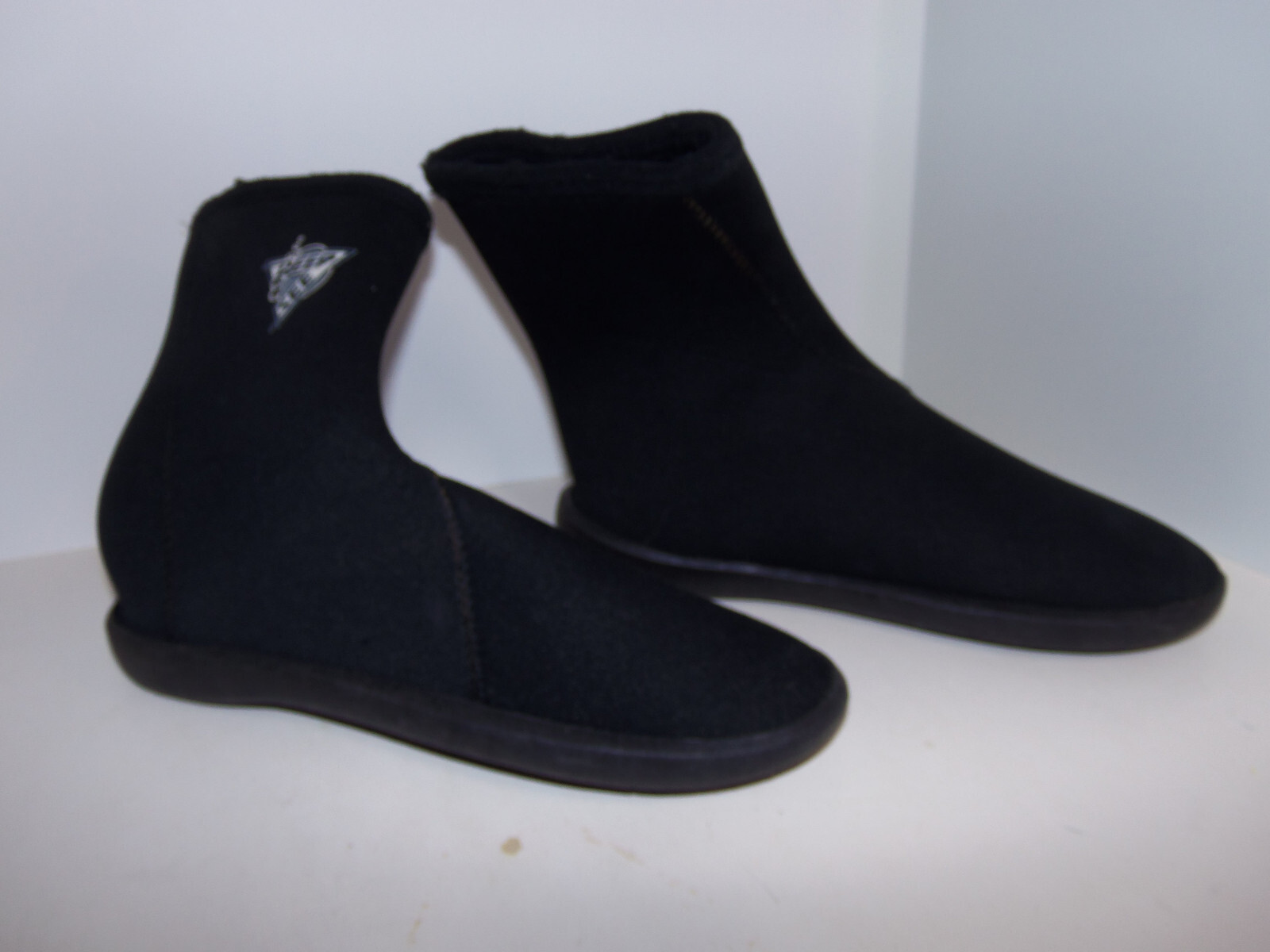 DEEP SEE Black Poly Neoprene Dive Boots Snorkeling Water Shoes Size X-SMALL