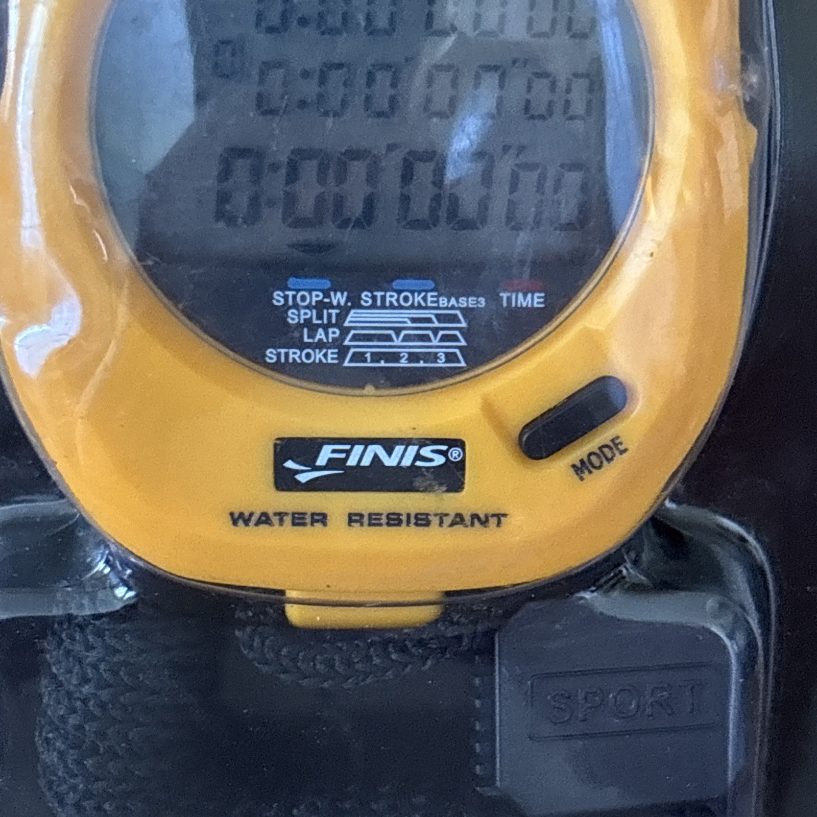 FINIS 3 x 300 Memory Stopwatch Timer Swimming Running Water Resistant NEW