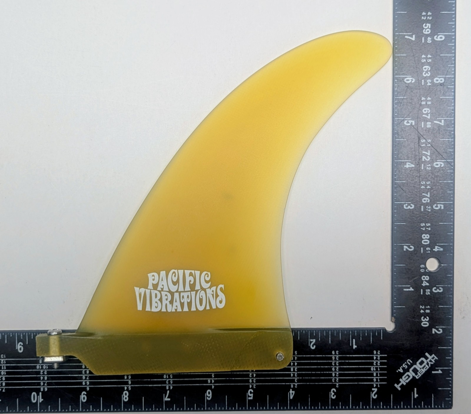 Pacific Vibrations PROGRESSIVE longboard surfboard Fin 7” Center Yellow
