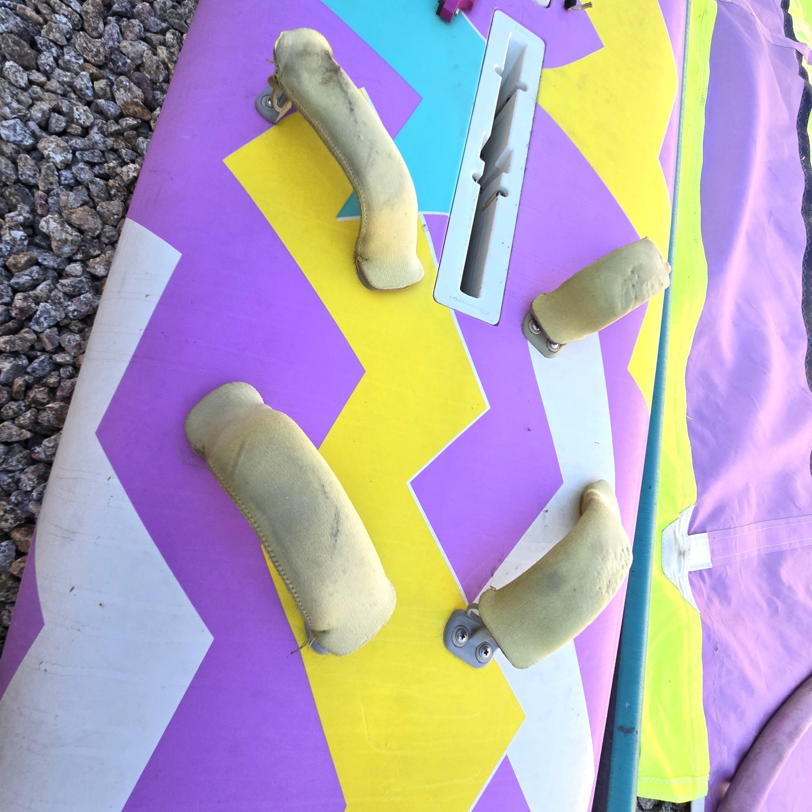 Vintage Fanatic Lite Bat Windsurfer Board w/6.8 Sail Mast Boom Accessory Kit