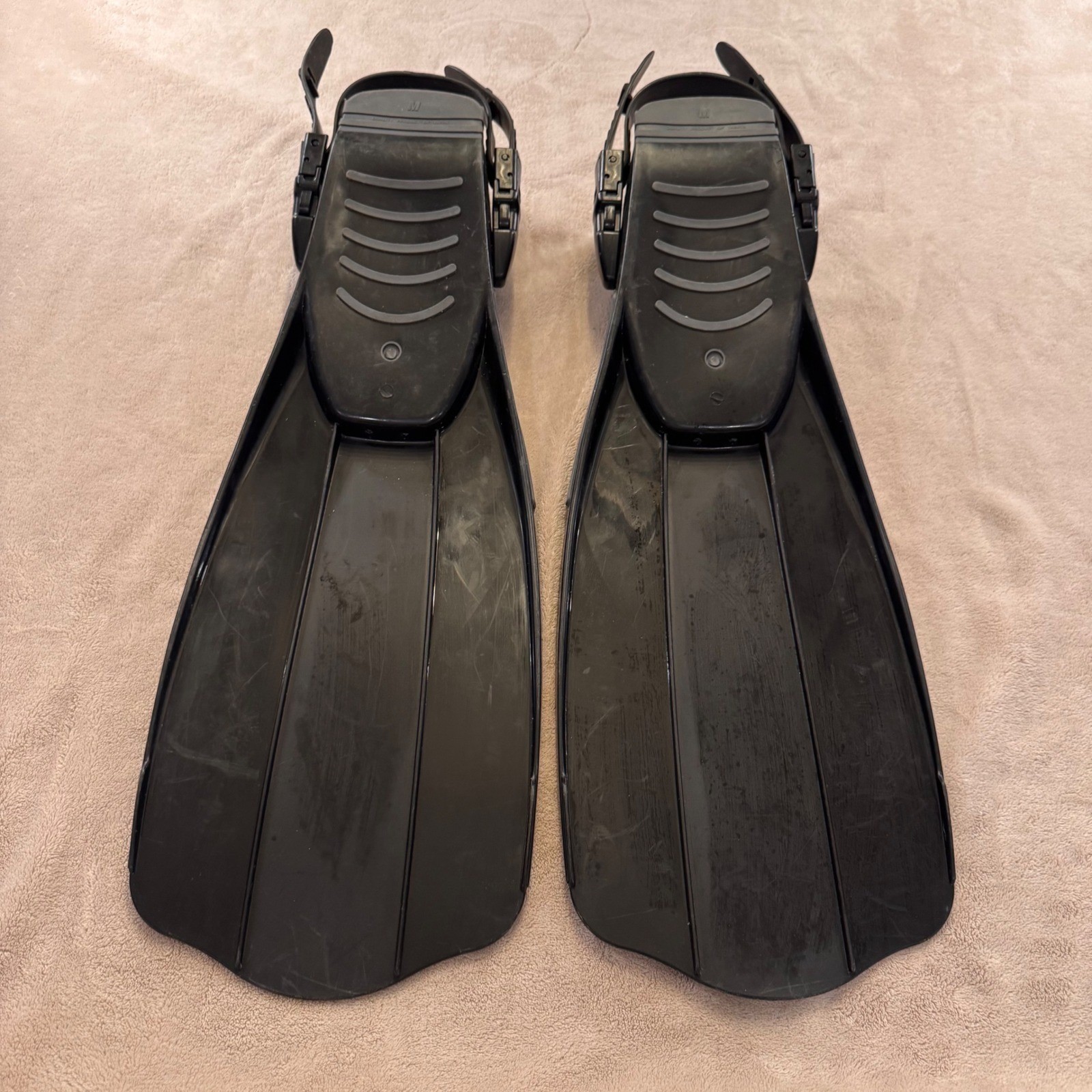 TUSA Liberator X-Ten Scuba Diving Snorkeling Fins Open Heel Adjustable Sz M/