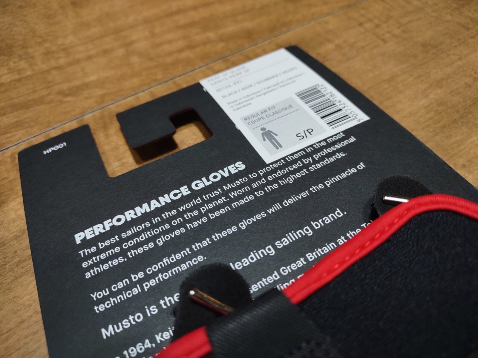 Musto, Sailing Glove Performance Glove Black size Small NEW