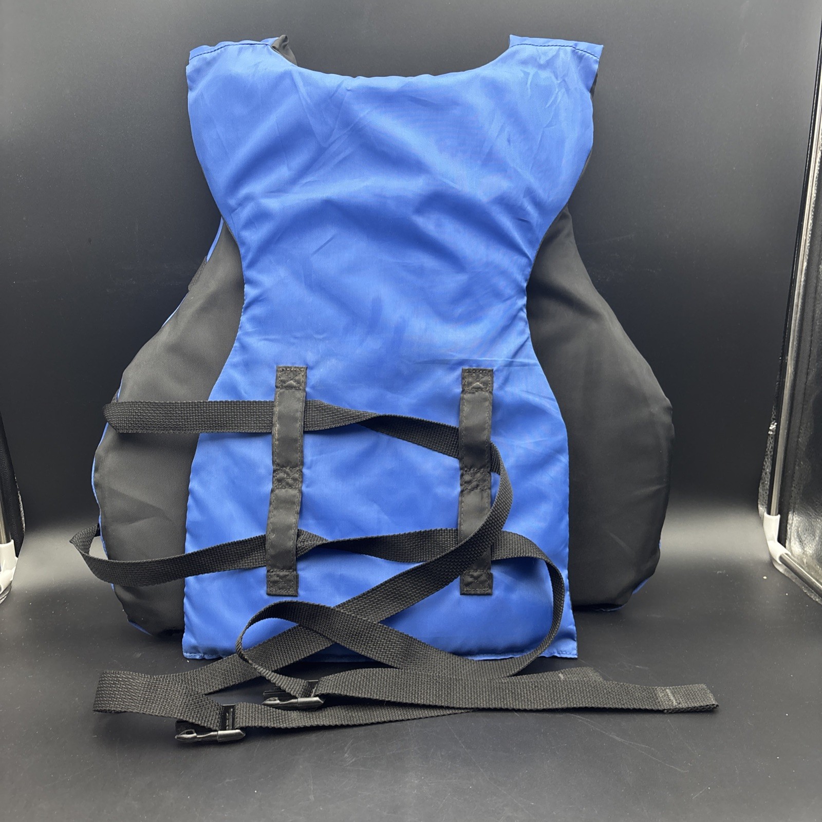 Defiance Life Jacket Adult Universal Type III 30-52″ Chest, Over 90 lbs. Blue