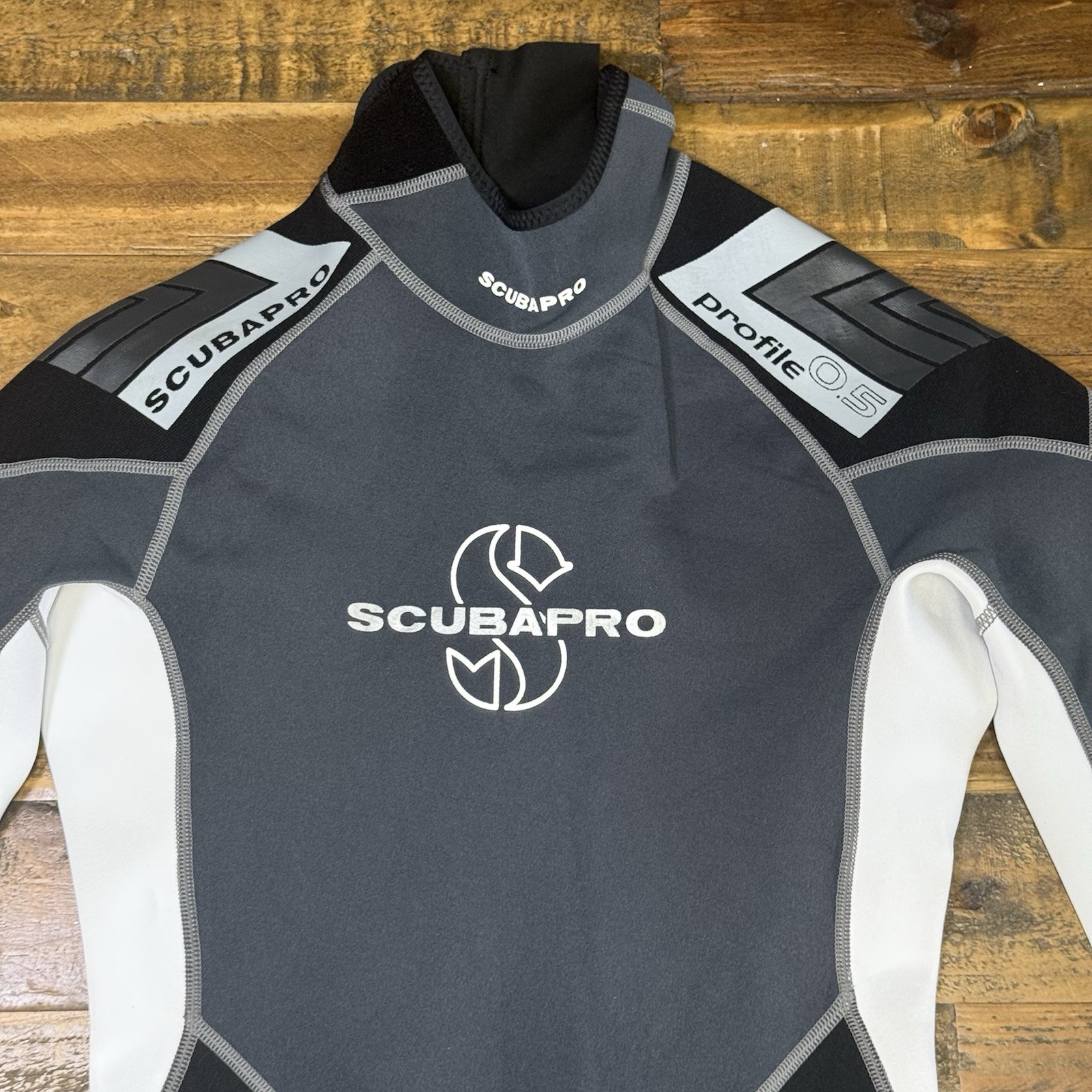 Scuba Pro Profile Steamer 0.5 Black/Grey/White Wetsuit Men’s Sz Small 🏄