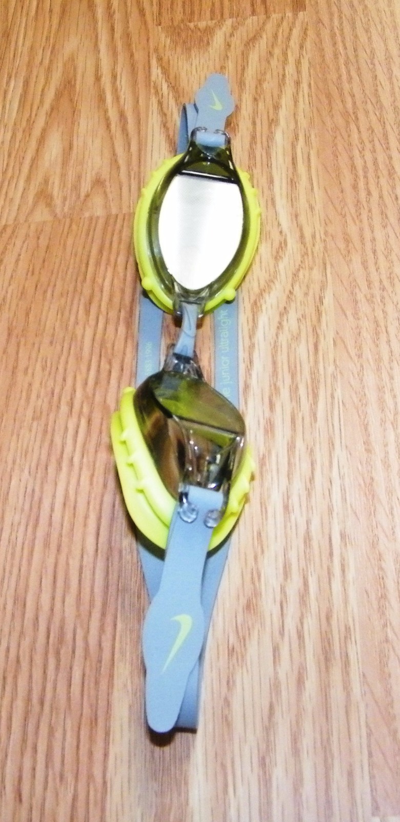 Nike Gray w/ Lime Green Chrome Junior Ultralight Adjustable Swim Goggles *READ*