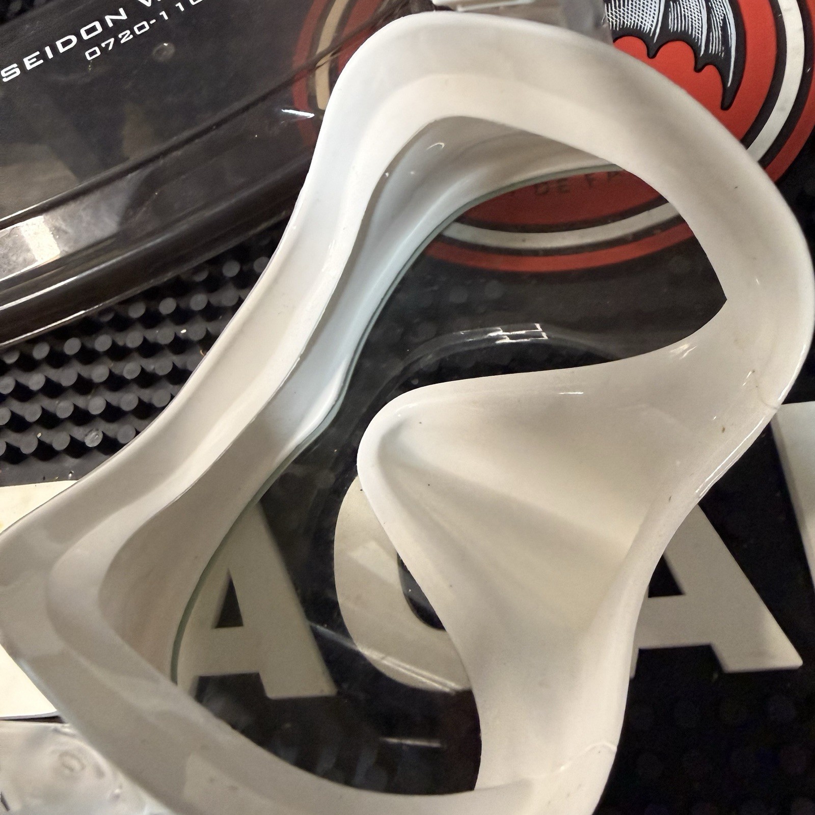 Poseidon White Line Scuba Mask White, One Size, MPN 0720-110