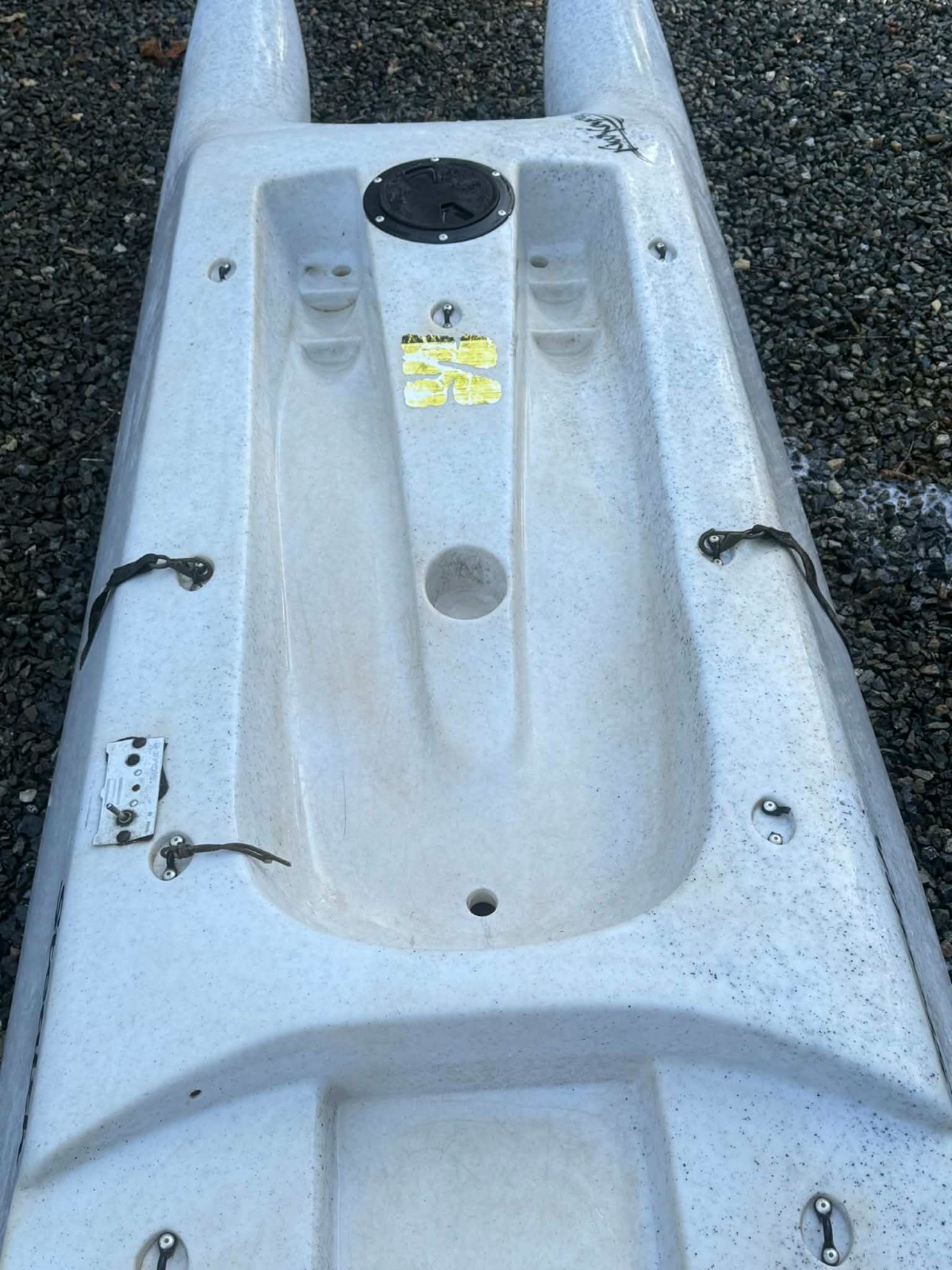 Stealth Kiwi Kayak Fishing Angler Kayak 11ft Pontoon Catamaran Hull