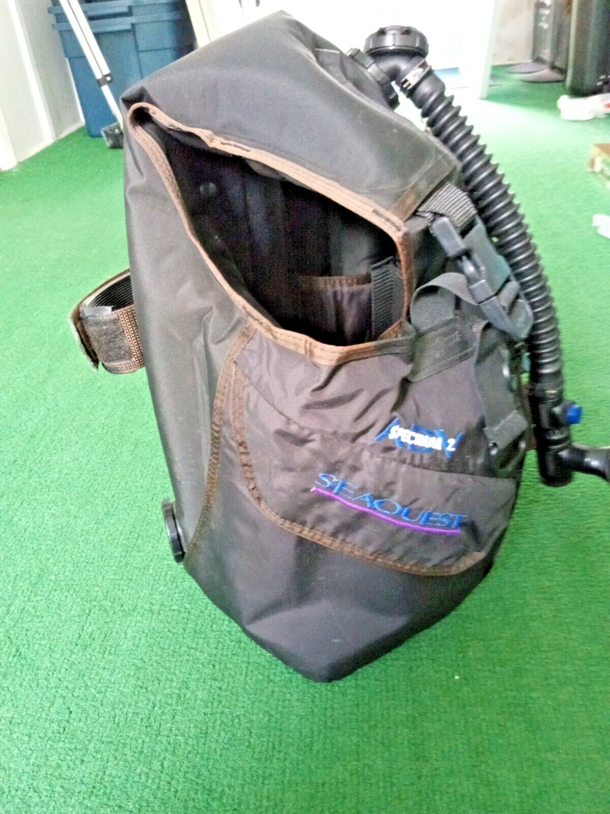 Seaquest Scuba Dive vest. Size M/L, SPECTRUM 2 ADV