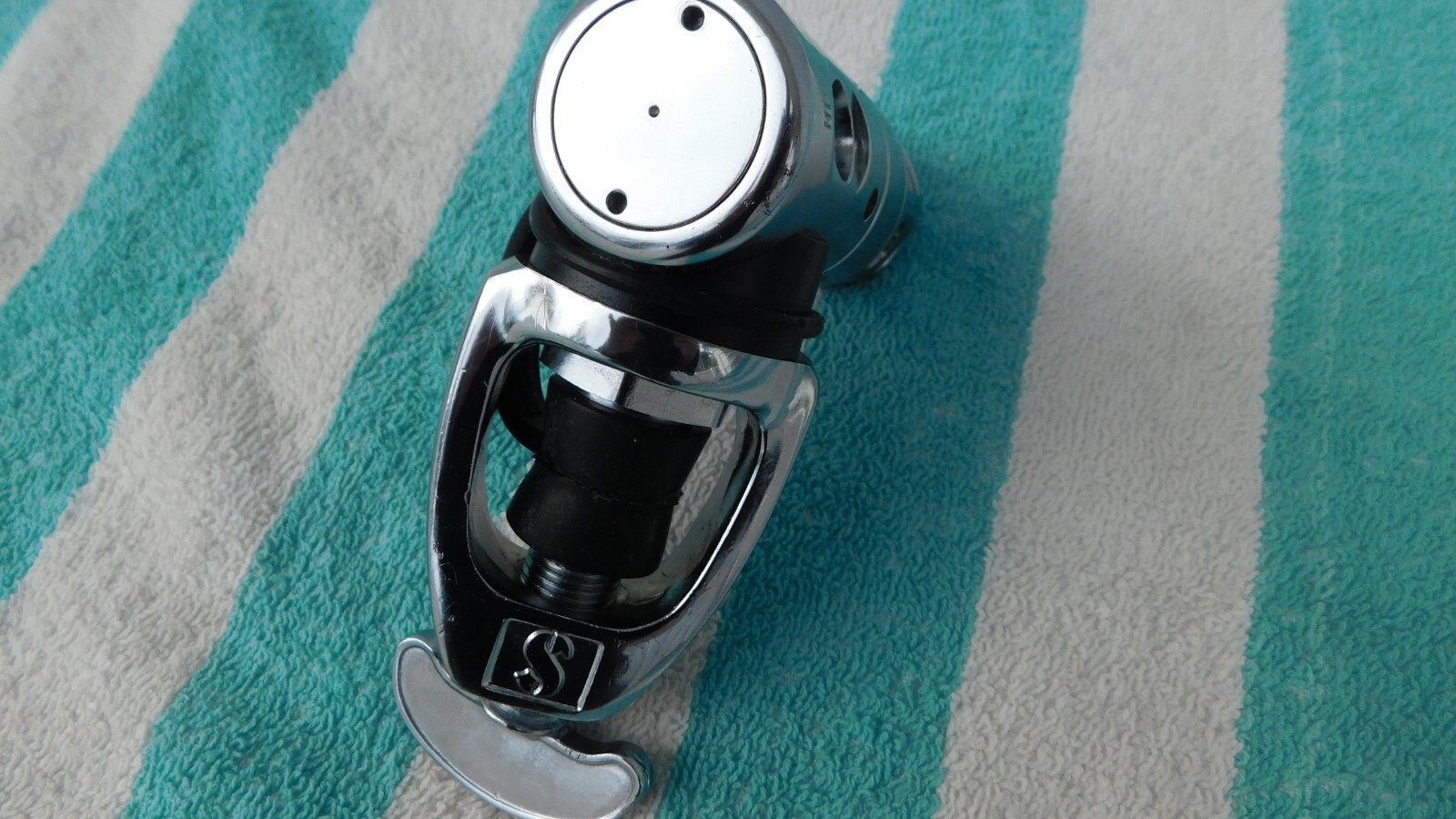 Scubapro MK10 Read all details ,Perfect Mechanical condition, read all details