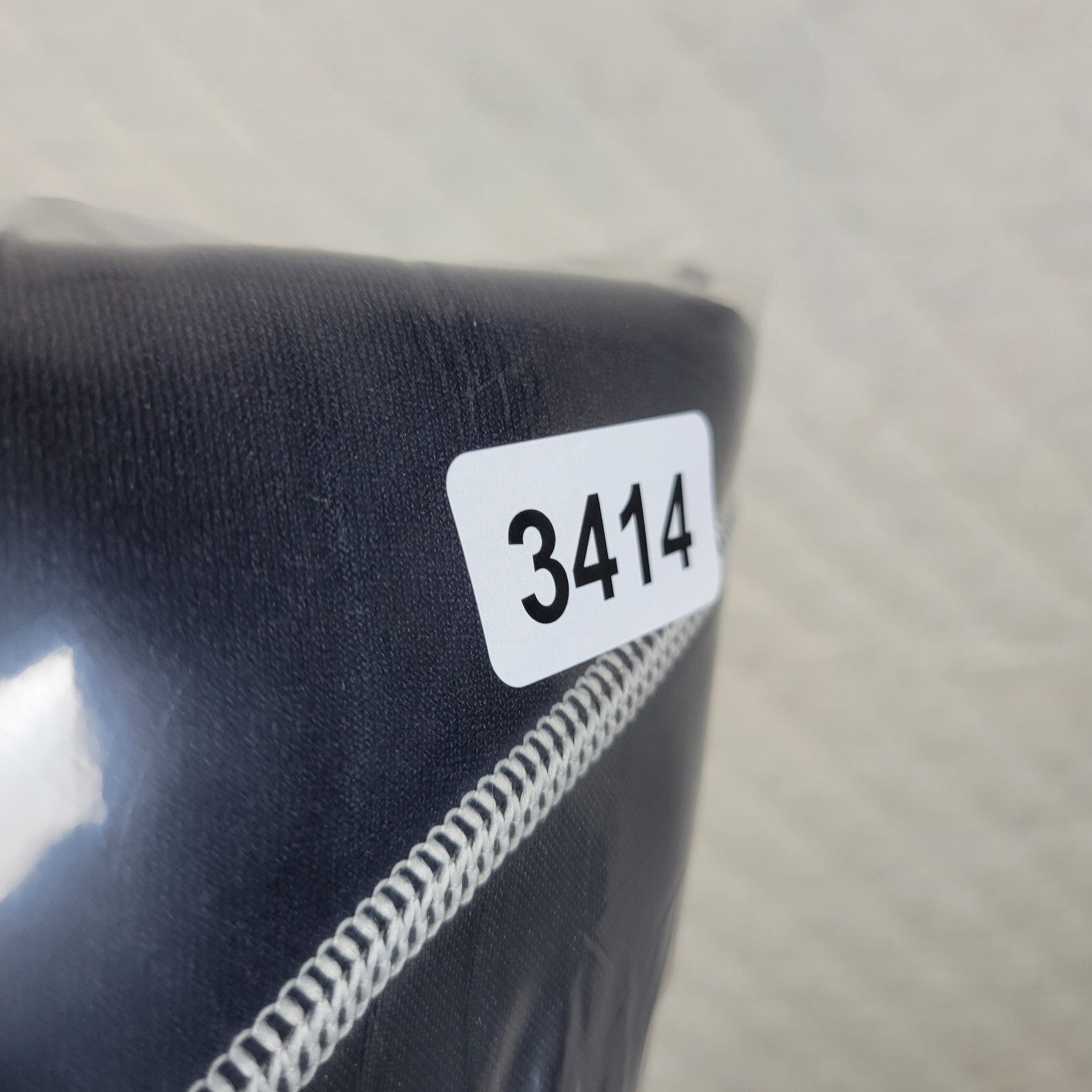 Mercury US DIVERS Wet Suit Gray, Blue, Black 3/2 Titanium Youth Size XL