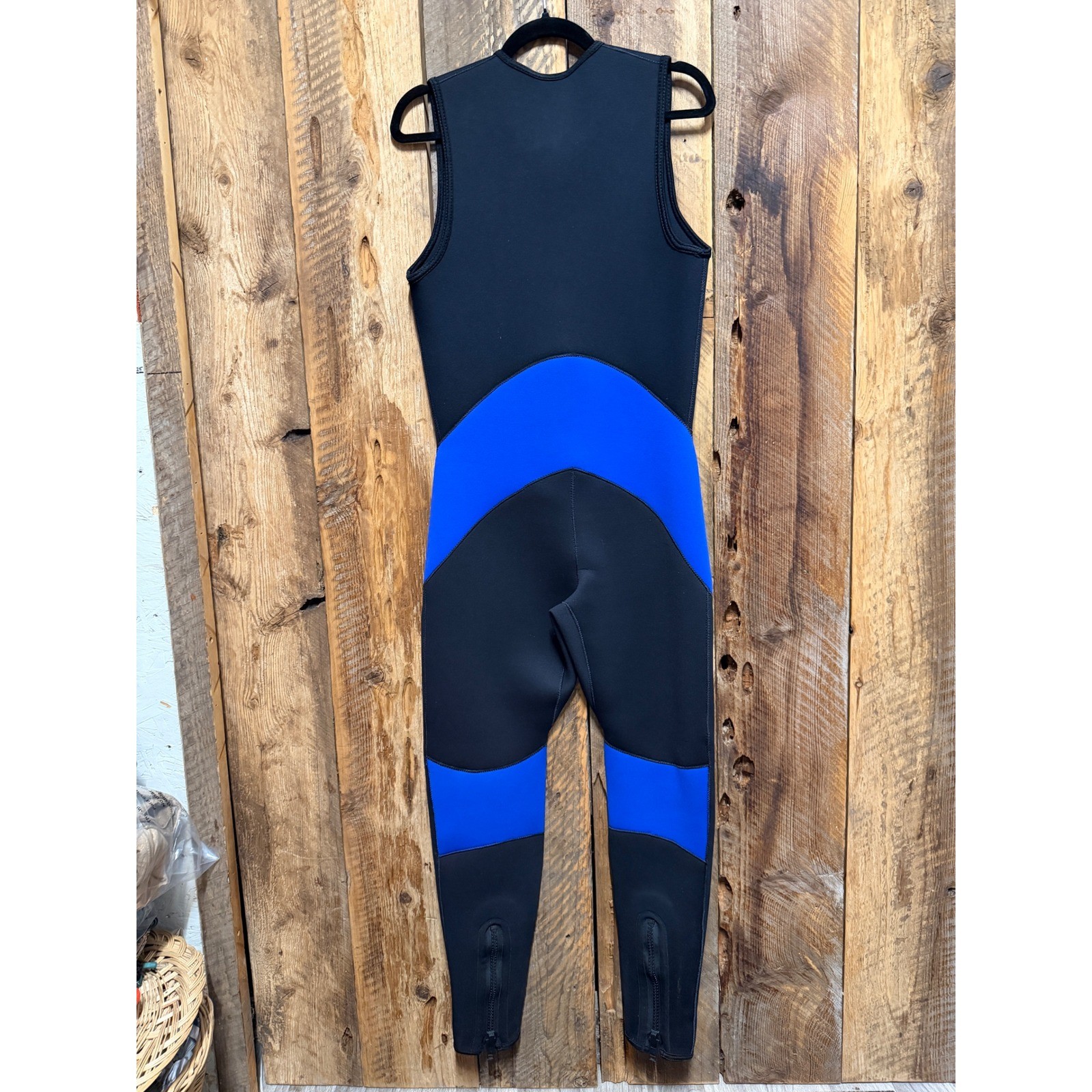 Deep See Warmers Wetsuit Men L Black Blue Neoprene Sleeveless Front Zip Sport