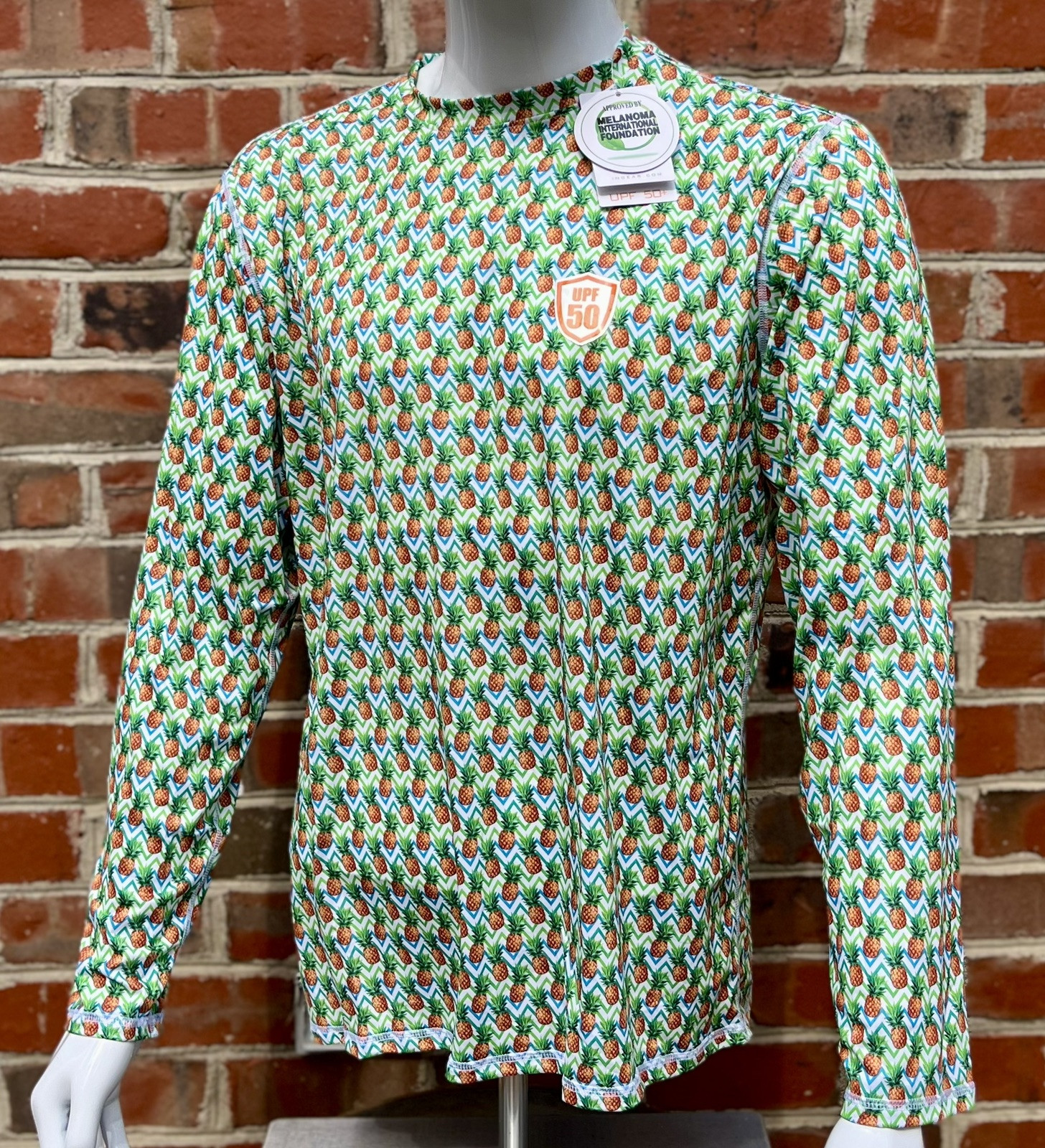 InGear Men’s UPF 50+ Rash Guard – Pineapple Print Long Sleeve Swim Shirt S-3XL