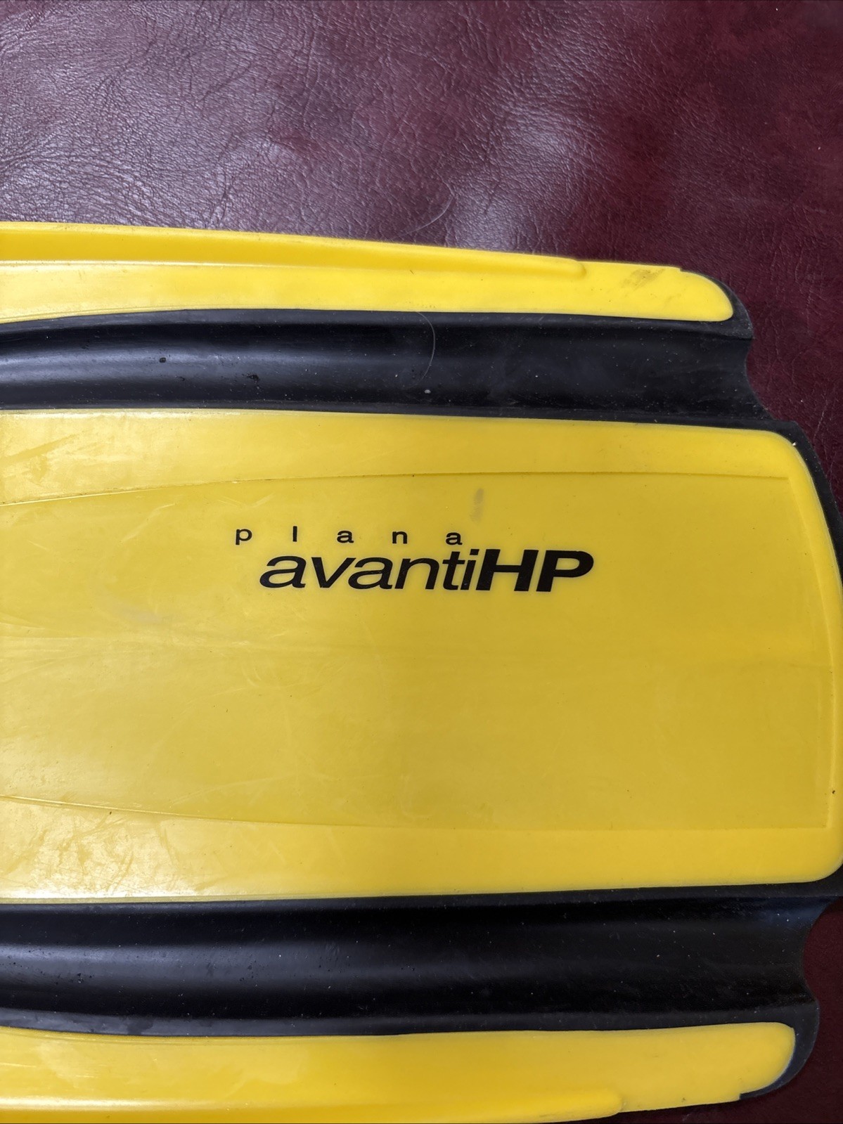 Mares Avanti HP Flippers Size 44-45 Shoe Size 9 1/2 – 10 1/2 Yellow & Black