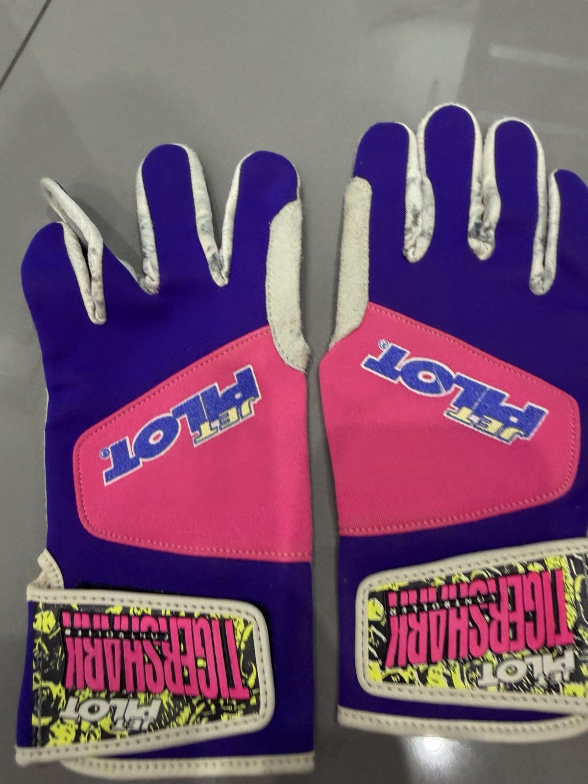 JETPILOT WATER GLOVES RARE VINTAGE PURPLE PINK TIGERSHARK
