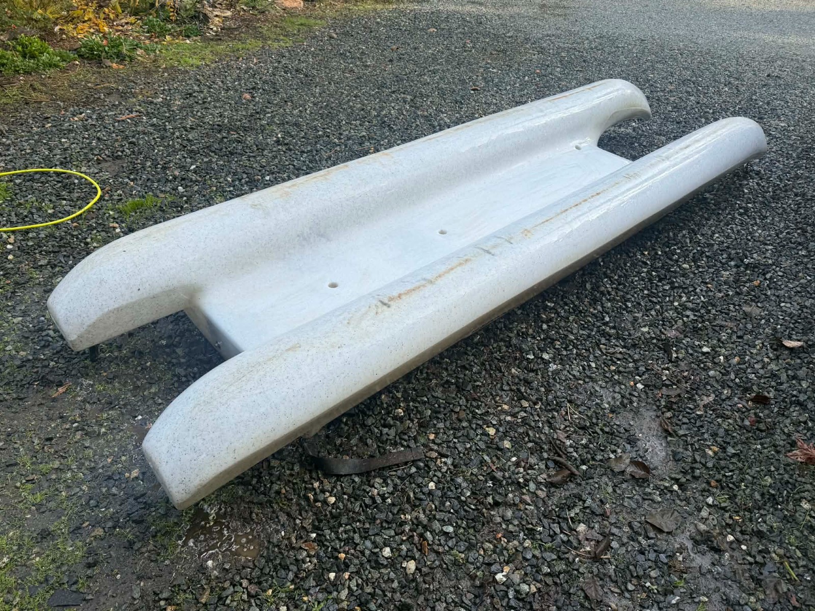 Stealth Kiwi Kayak Fishing Angler Kayak 11ft Pontoon Catamaran Hull