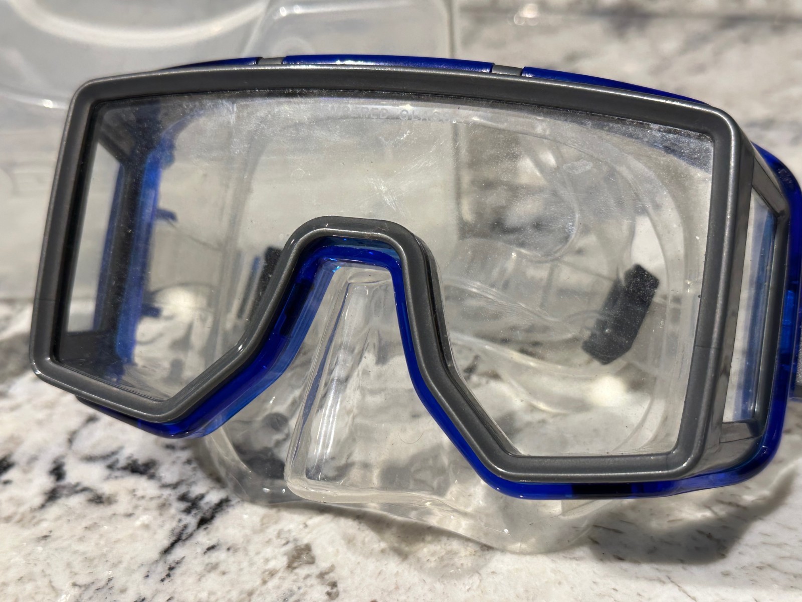 DEEP SEE Panoramic Dive Mask & Case Blue Black Excellent Diving Gear III Wide