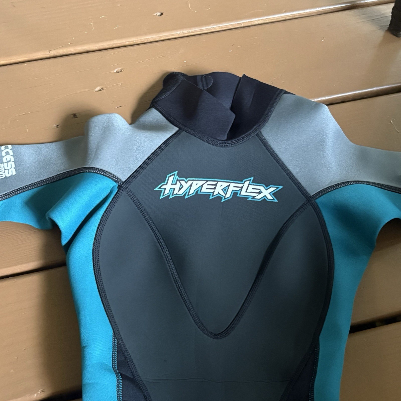Hyperflex Shorty Wetsuit Access 2mm Women’s 4 Full Zip Spring Black Blue NEW