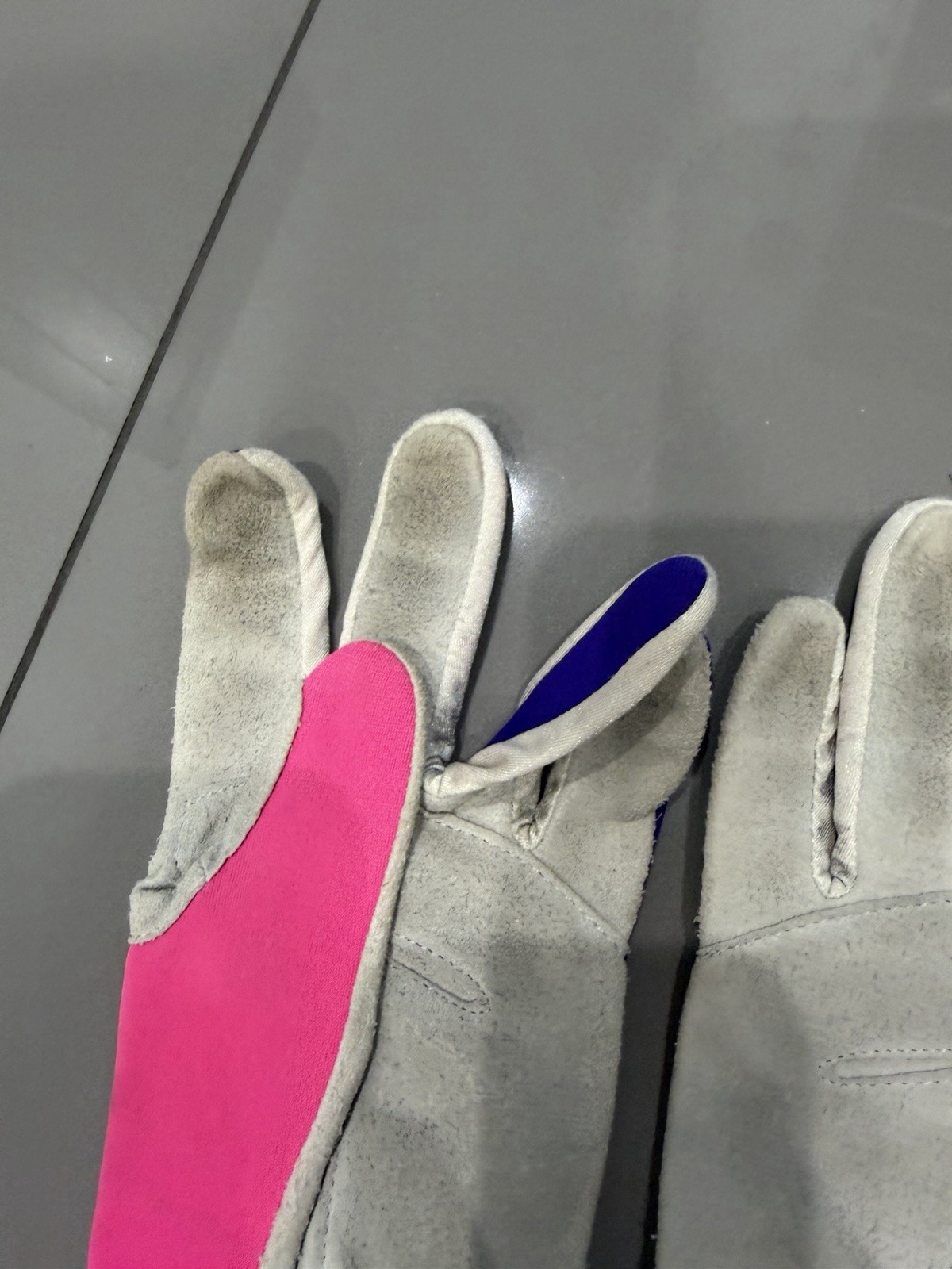 JETPILOT WATER GLOVES RARE VINTAGE PURPLE PINK TIGERSHARK