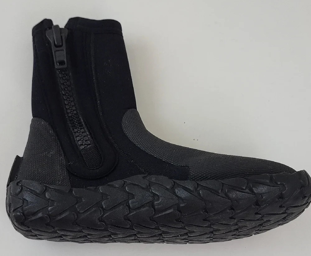 ScubaPro Delta 5MM Neoprene Dive Boots Black Scuba Diving Boots Mens 4 Women 5.5
