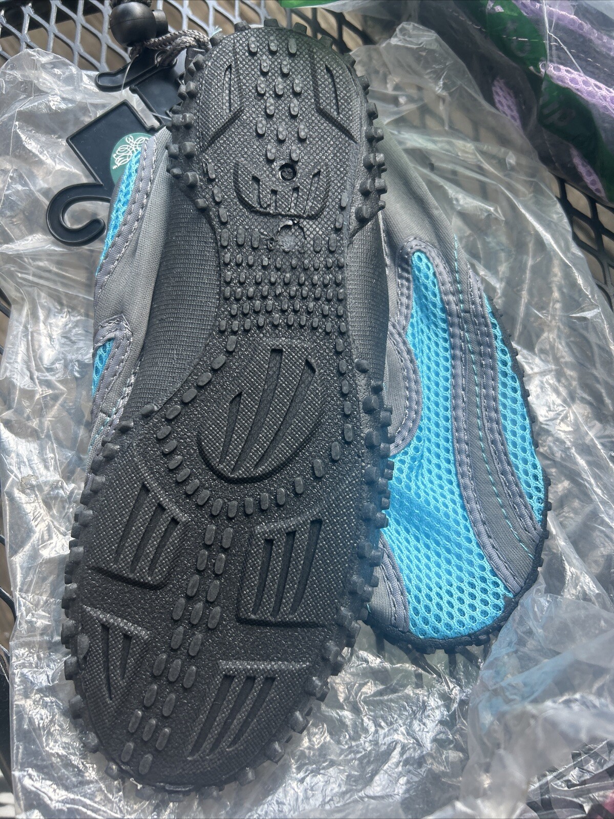 Woman’s Wave Water Shoes Pool Beach Yoga Exercise Blue Gray Size 8
