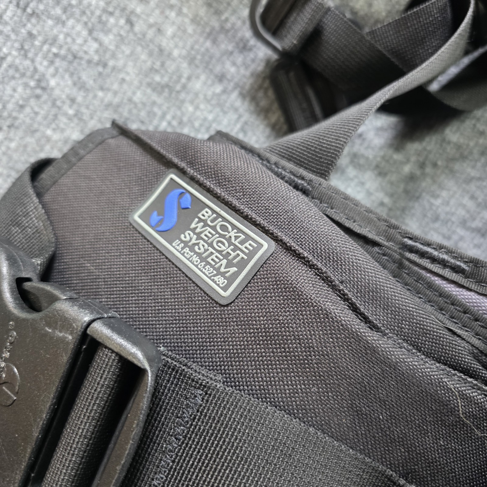 Lady Hawk Scuba Pro (BCD) Black And Grey