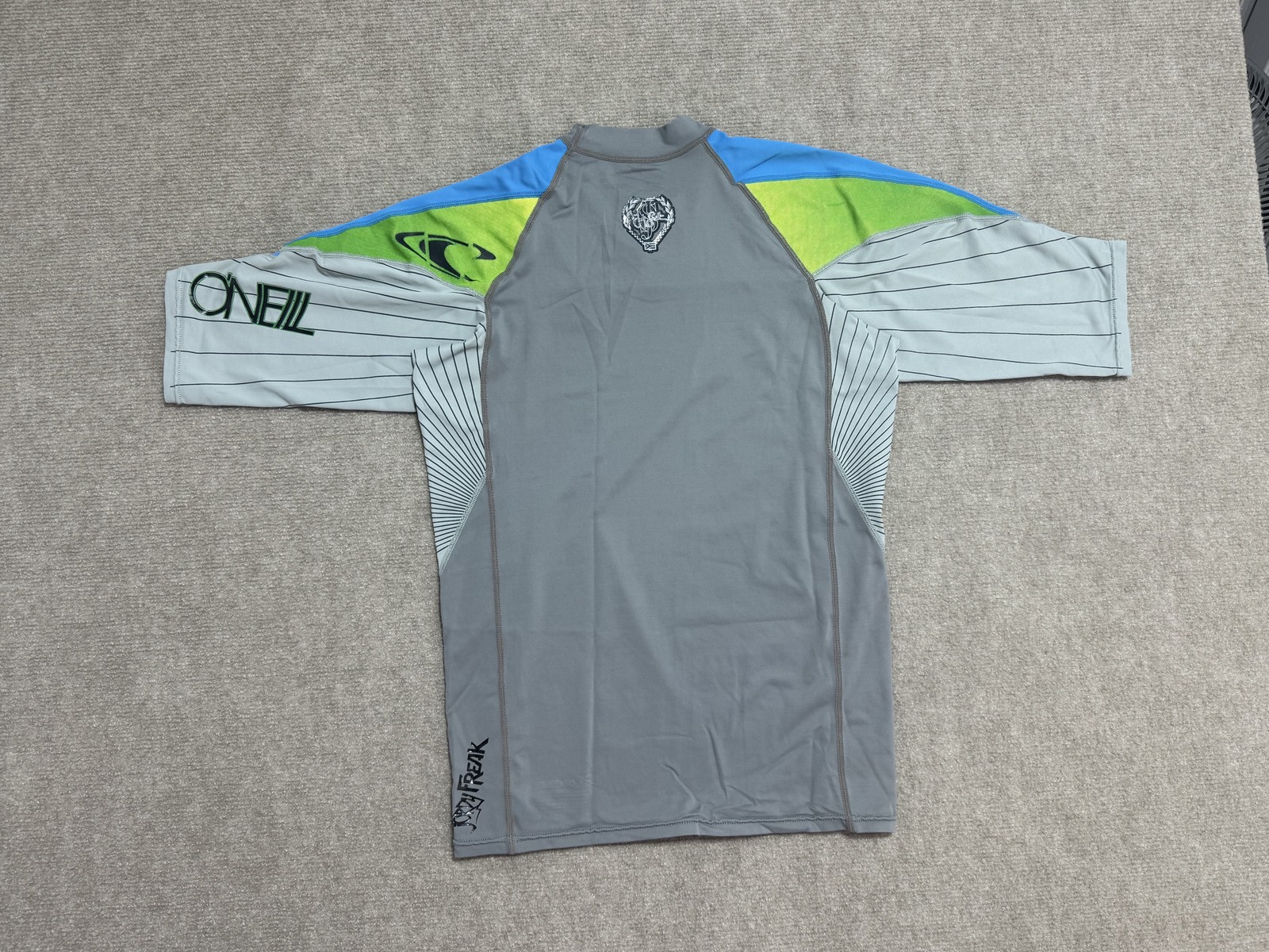 O’Neill Jordy Freak Shirt Medium Blue Gray Rash Guard Surf Swim Mens Nylon Tee