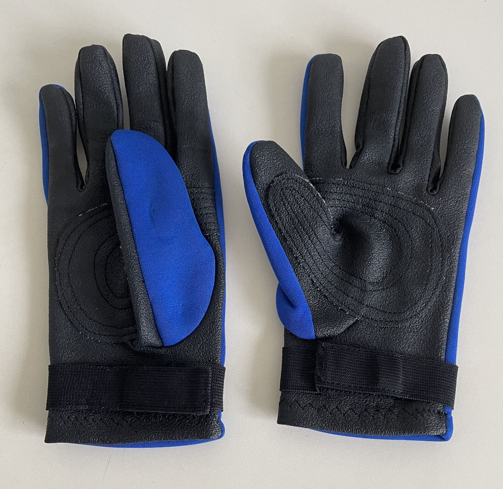 NRS Rubber Neoprene Paddling Gloves Grip Palms 94612 Kayaking Fishing Thailand L