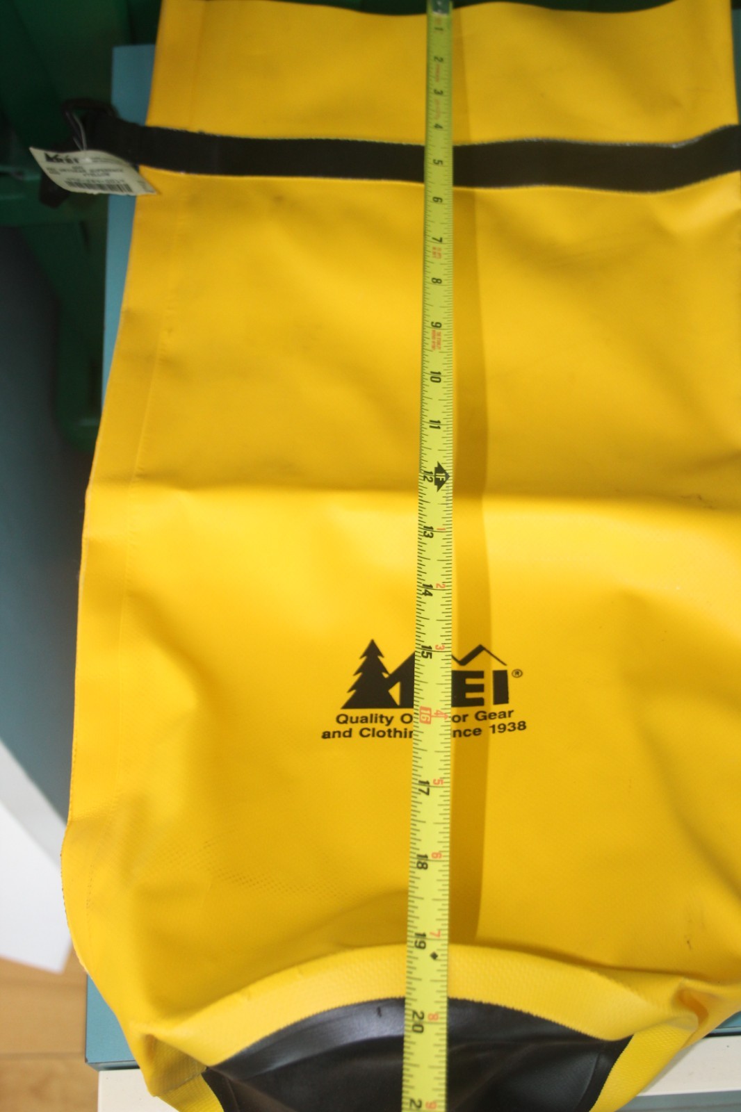 YELLOW REI SMALL DRY BAG SUPERSACK 600 CI = 10L NEW WITH TAGS