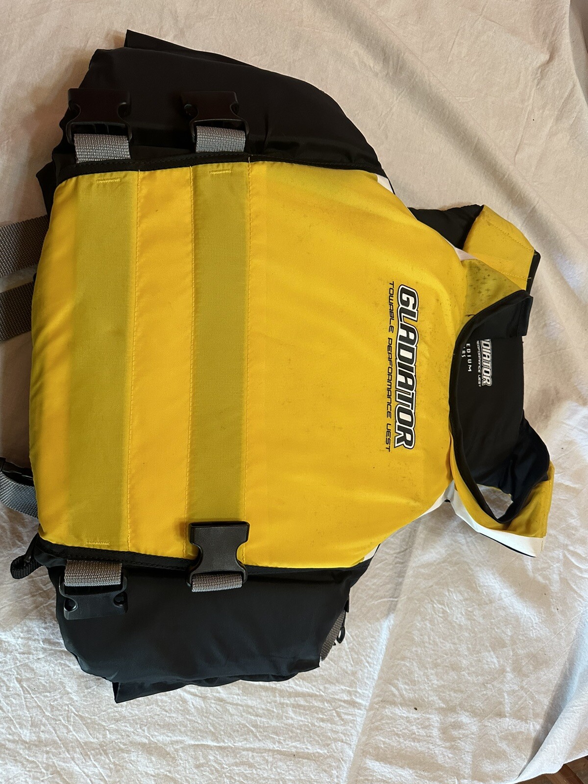 Gladiator Towable Performance vest Adult Medium Chest Size 36”-40”