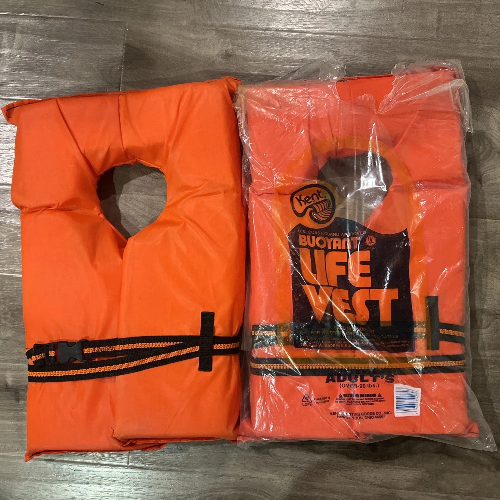 Kent Buoyant Life Vest Safety Equipment Water Recreation Adults 90+lbs 2 – New!