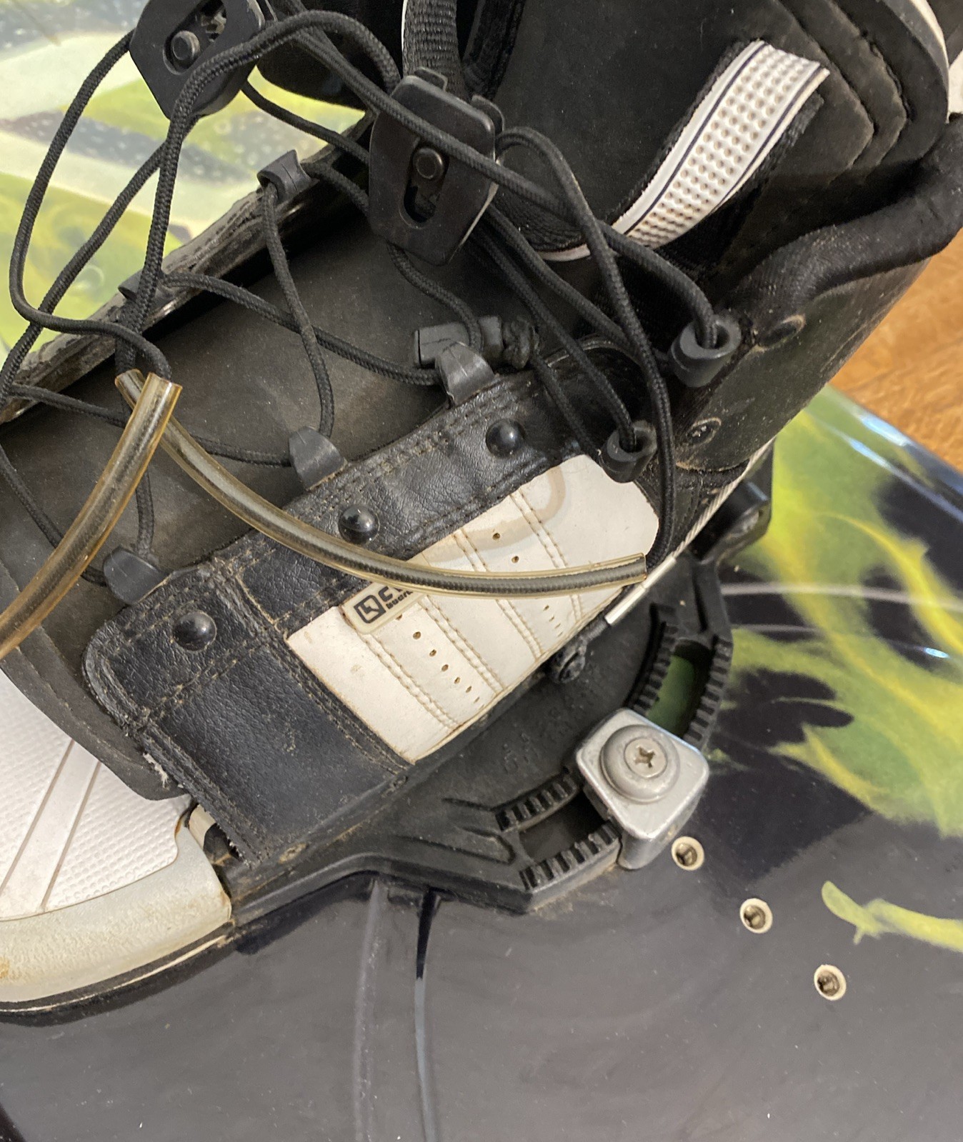 CWB Motion Series 134 CM Wakeboard Torq w/ Hinge Boots