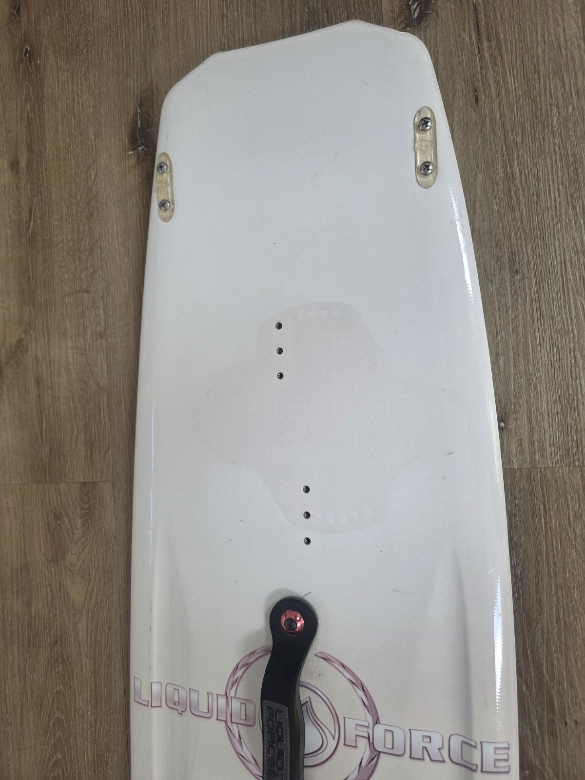 Liquid Force Element 134 Wakeboard Moehau Goold