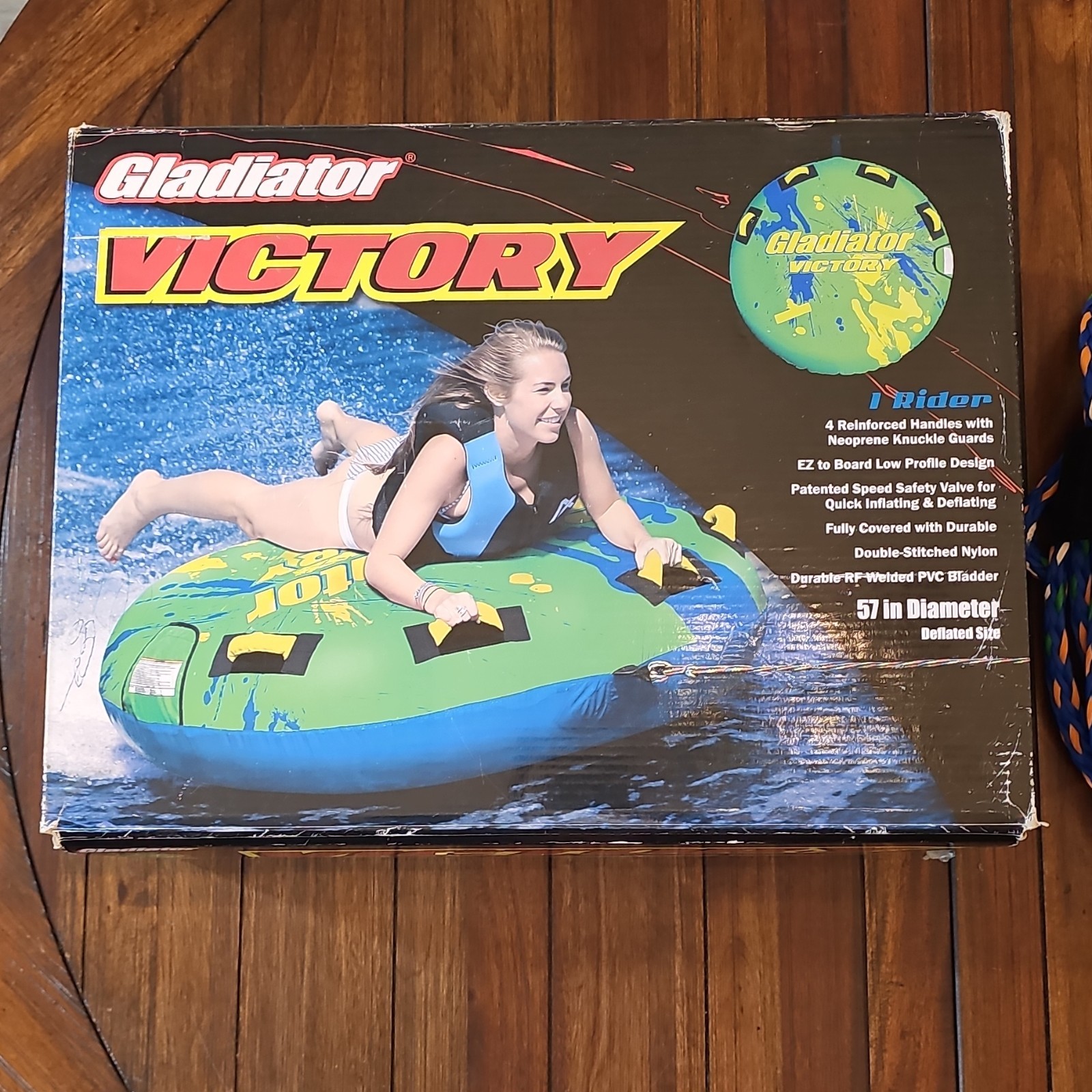 NIB Gladiator Victory 1 Rider Towable Tube 57 in Diameter PVC/Nylon w/ Tow Rope