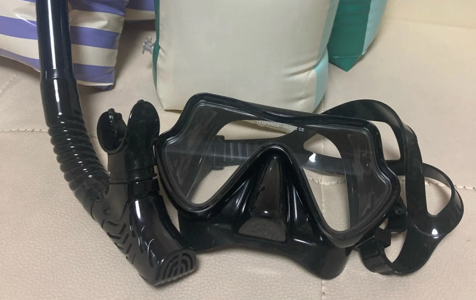 Adult Tempered Glass Diving Set Scuba Anti-Fog Goggles and Snorkeling Mask Tube