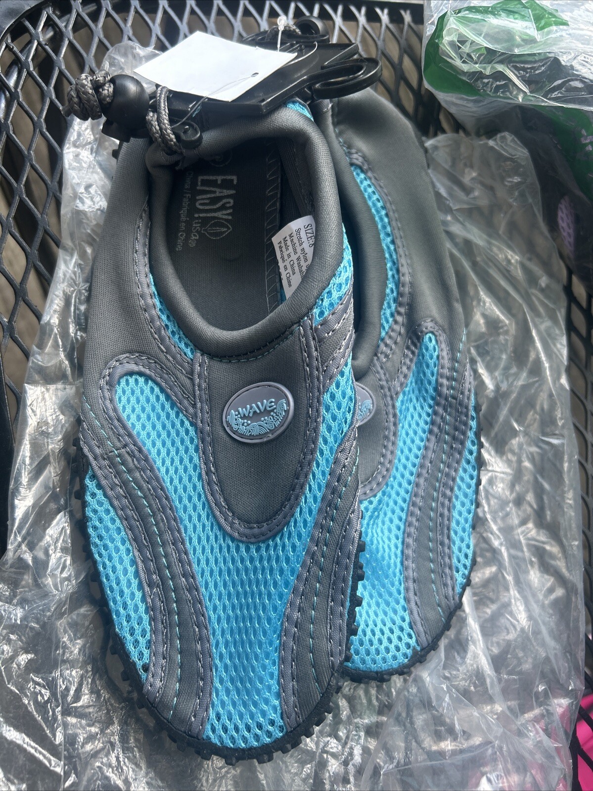 Woman’s Wave Water Shoes Pool Beach Yoga Exercise Blue Gray Size 8