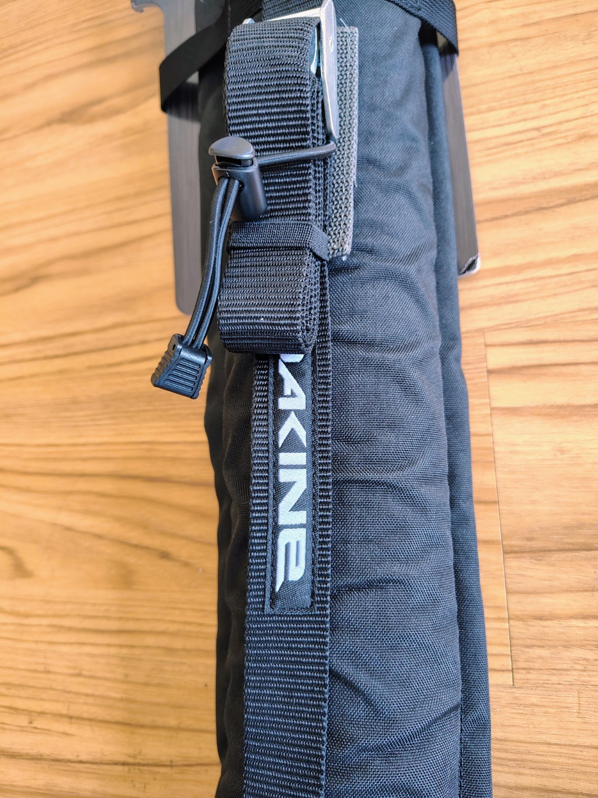 Dakine Tailgate Surf Pad Black – 23″ (60cm) One Size Fits Most Truck Tail Gates