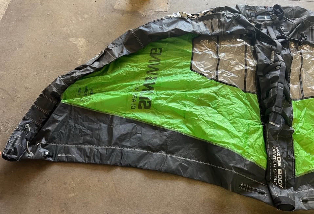 Slingshot Slingwing Classic 4.2 Inflatable Wing Kite Green/Black