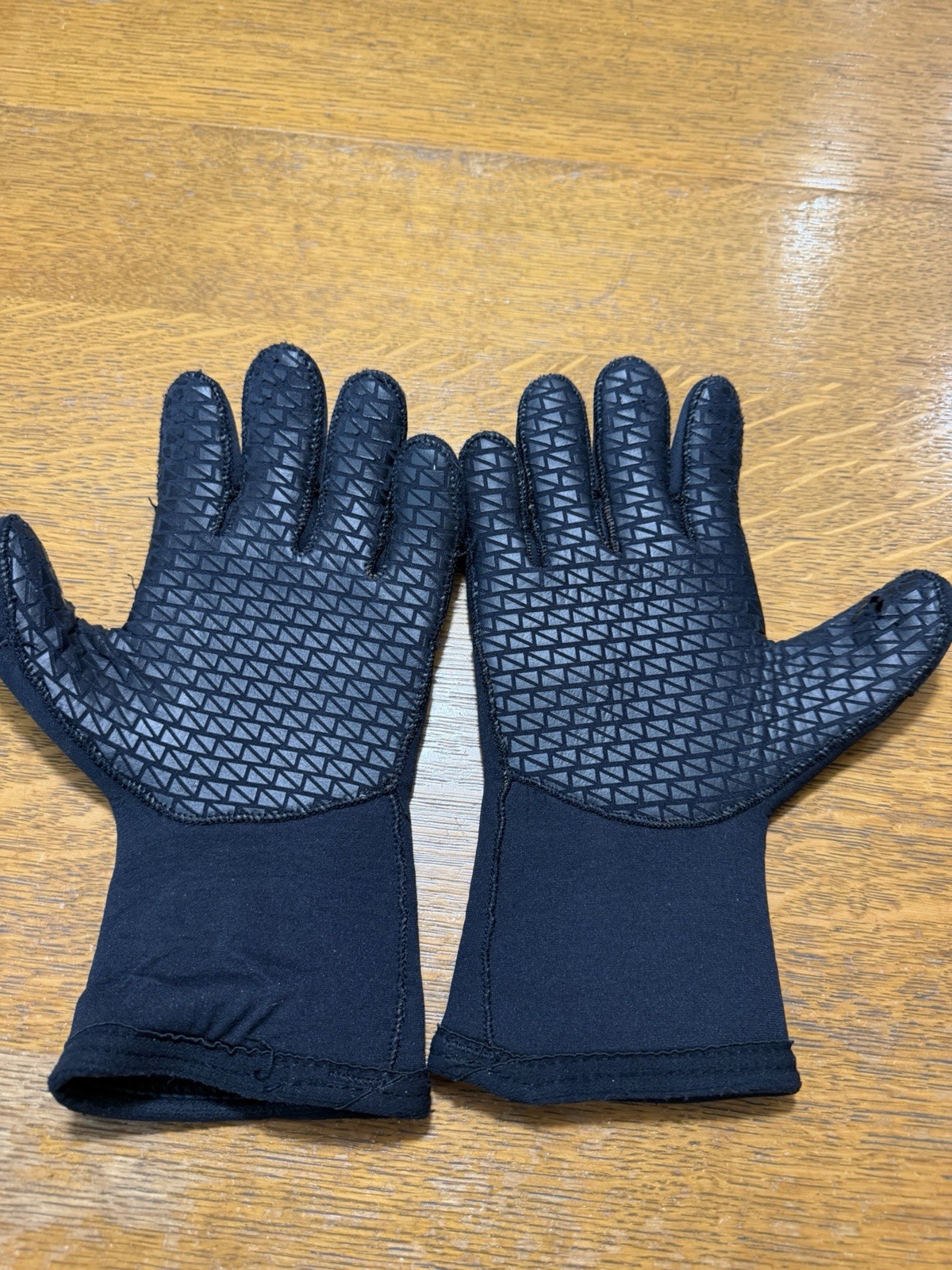 Deep See Water Sport Gloves Size XL Black Textured Grip