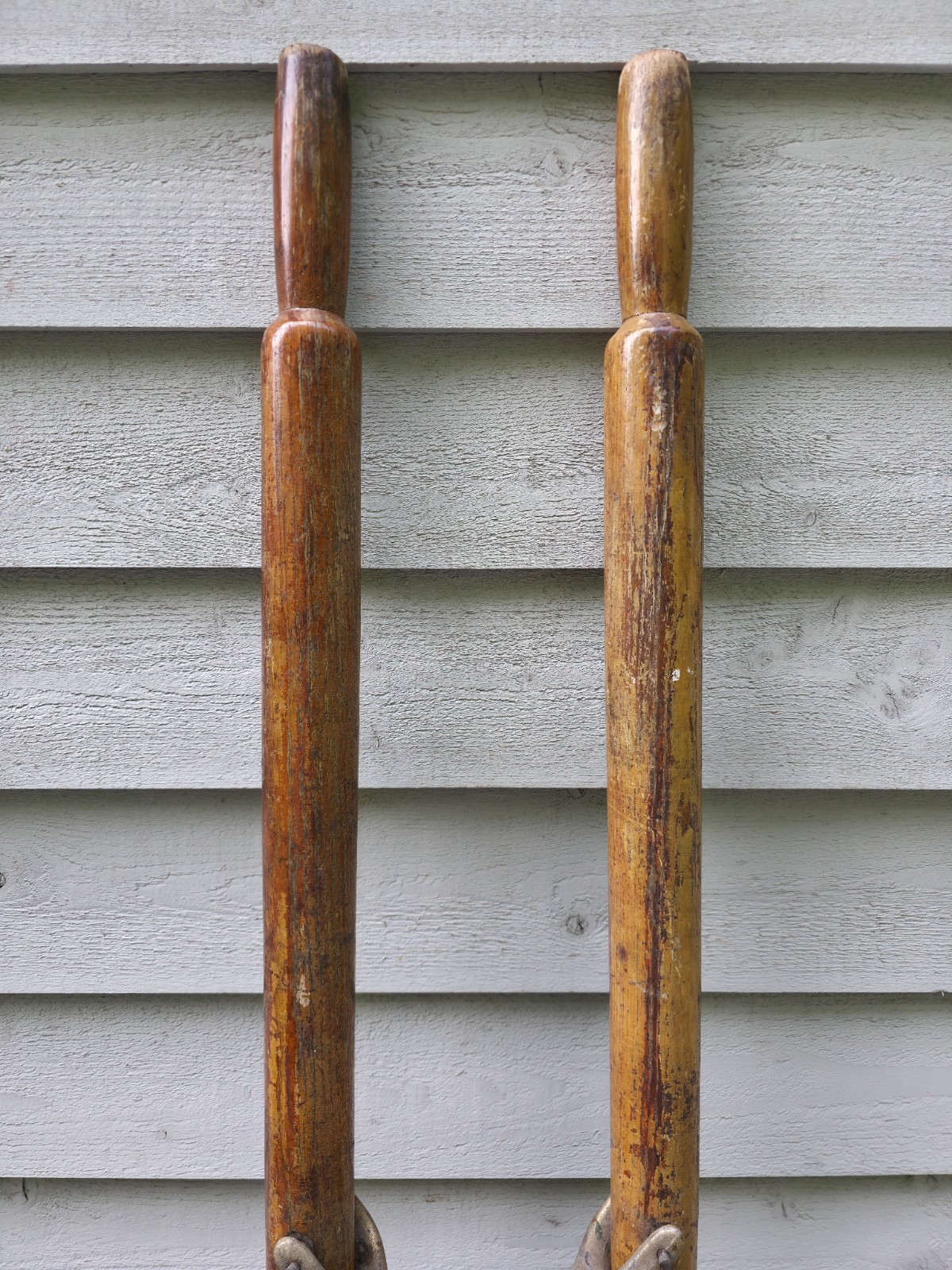 VINTAGE Old LIGHT BROWN Wooden Paddles Oars with OARLOCKS Measures 72″ 6 ft