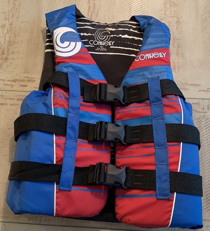 Connelly Teen ( Over 90 Lbs) Life Jacket USCG Approved Adult XS 28-32 Inches