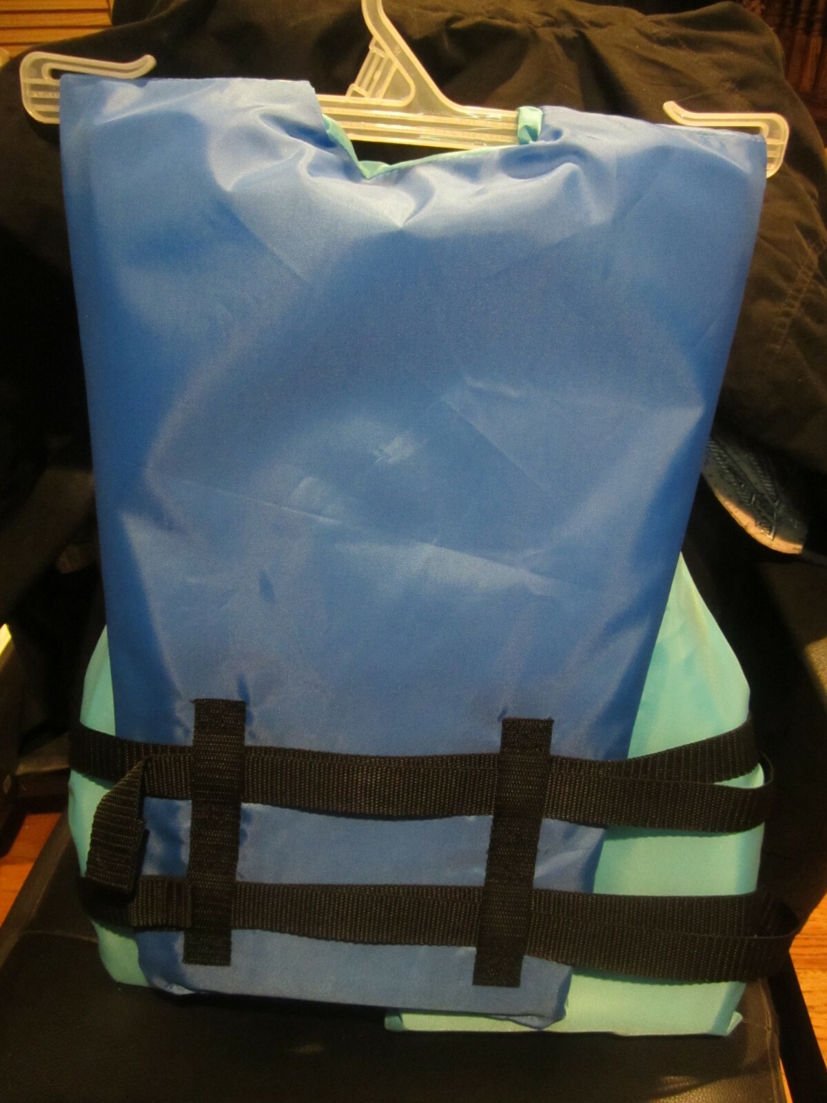 Exxel Adult Blue Flotation Life Vest Chest Size 30-52 In Weight Over 90 lbs NEW
