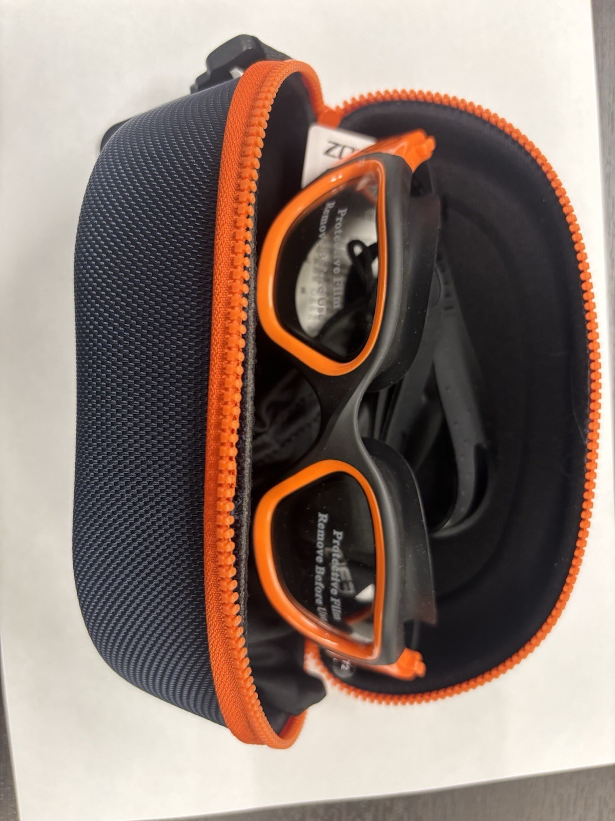 ZONE3 – Vapour Photochromatic Goggles – Black/ High Vis Orange – 2026
