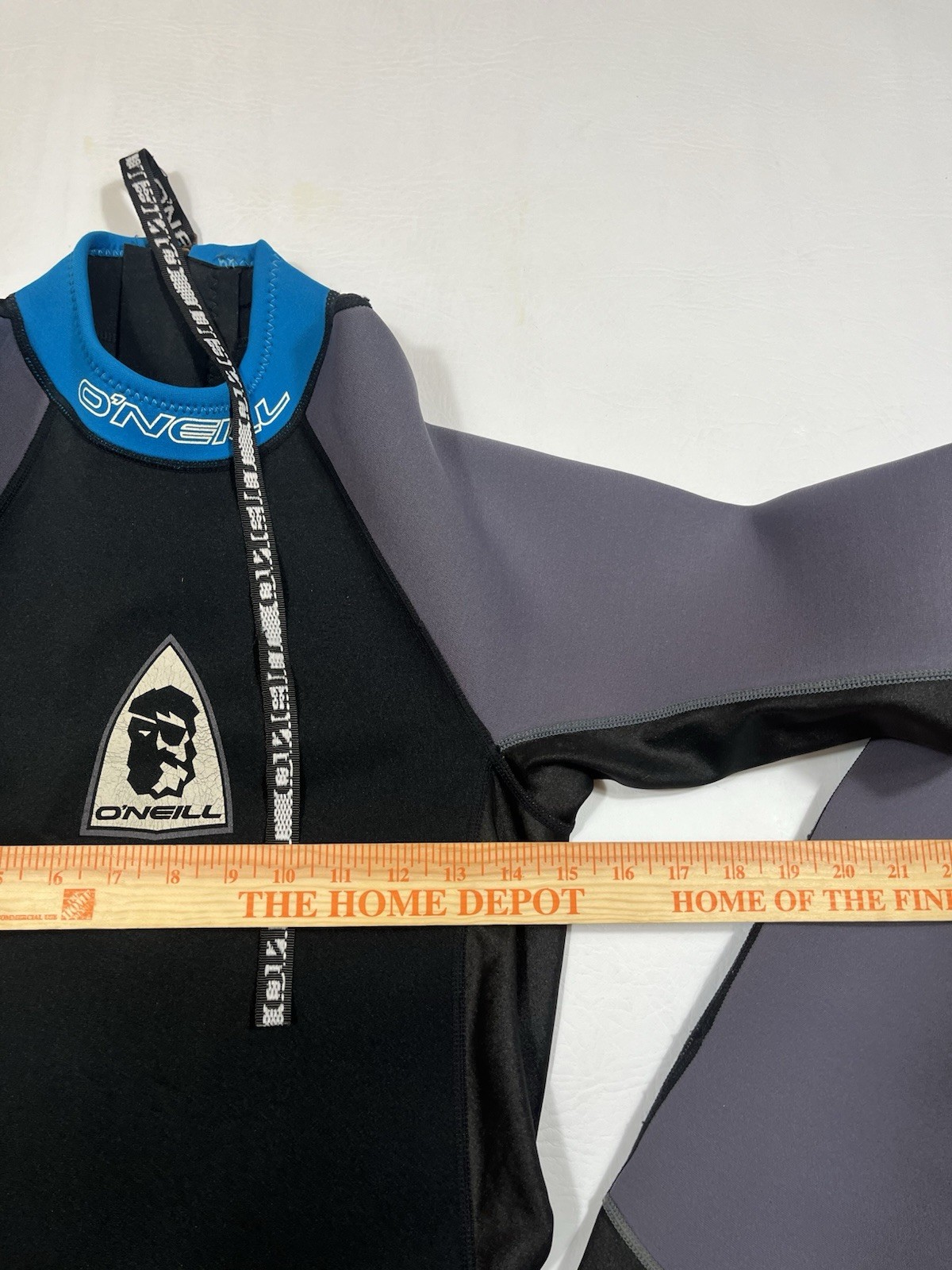 O’Neill Full Wetsuit Mens Medium Black Blue Gray 2mm Neoprene 7051