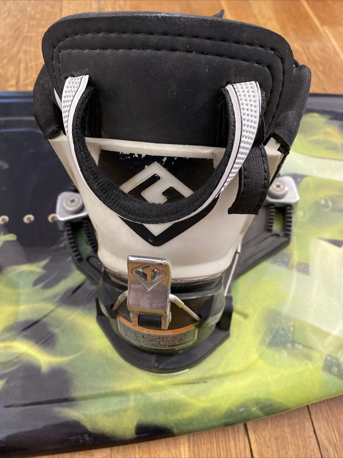 CWB Motion Series 134 CM Wakeboard Torq w/ Hinge Boots