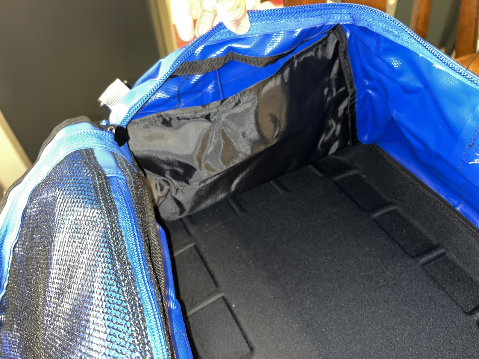 Penn XL Boat Fishing Tackle Bag Blue PND001DI-BLU 28.1”, Brand New w/ Tags